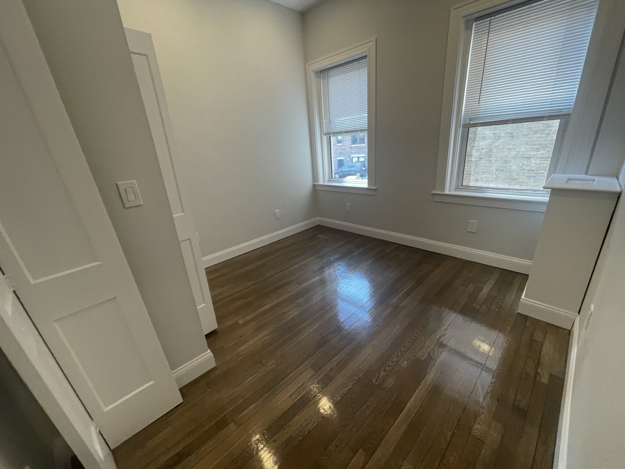 102 Queensberry St', Fenway