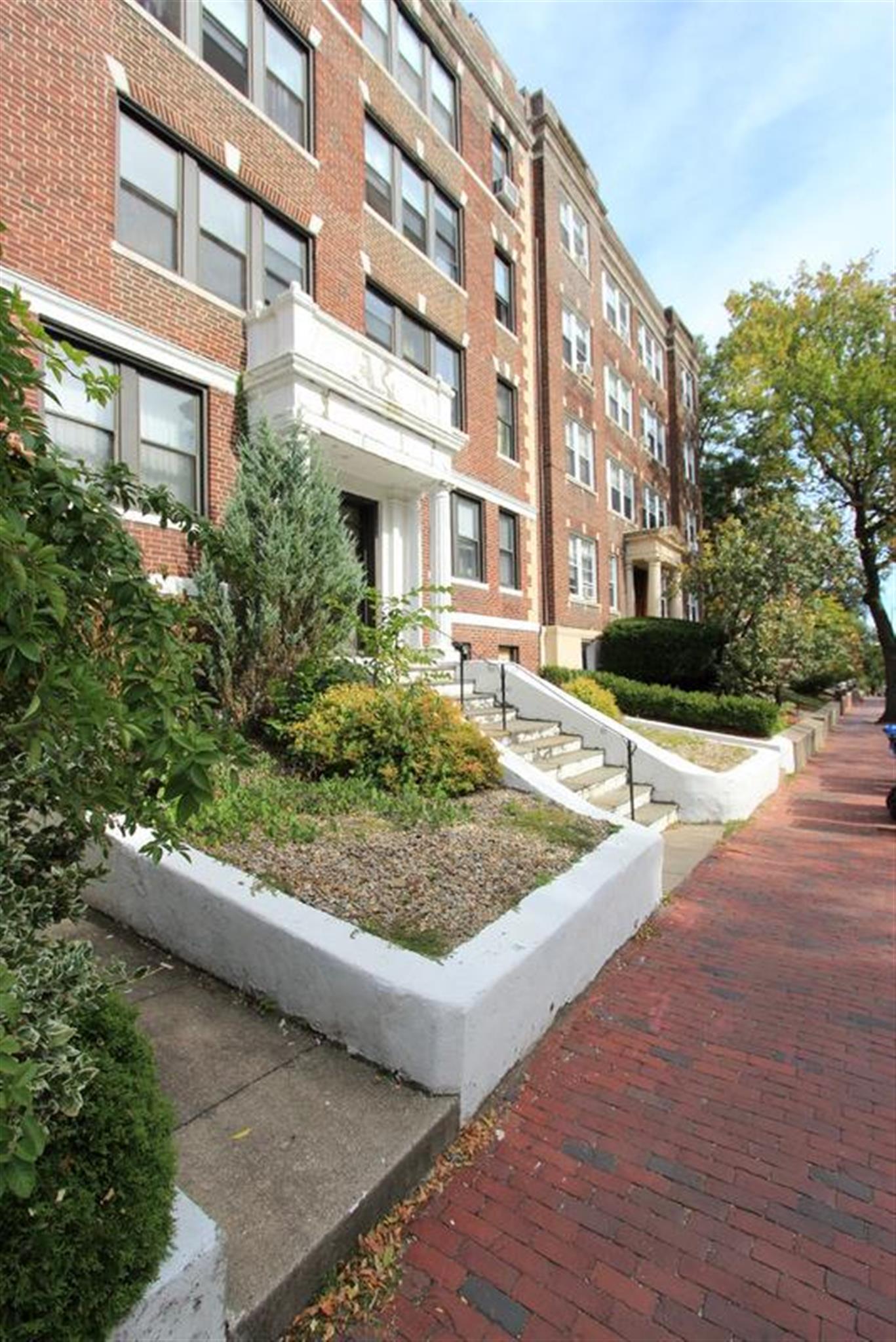 335 Harvard St, Harvard Square