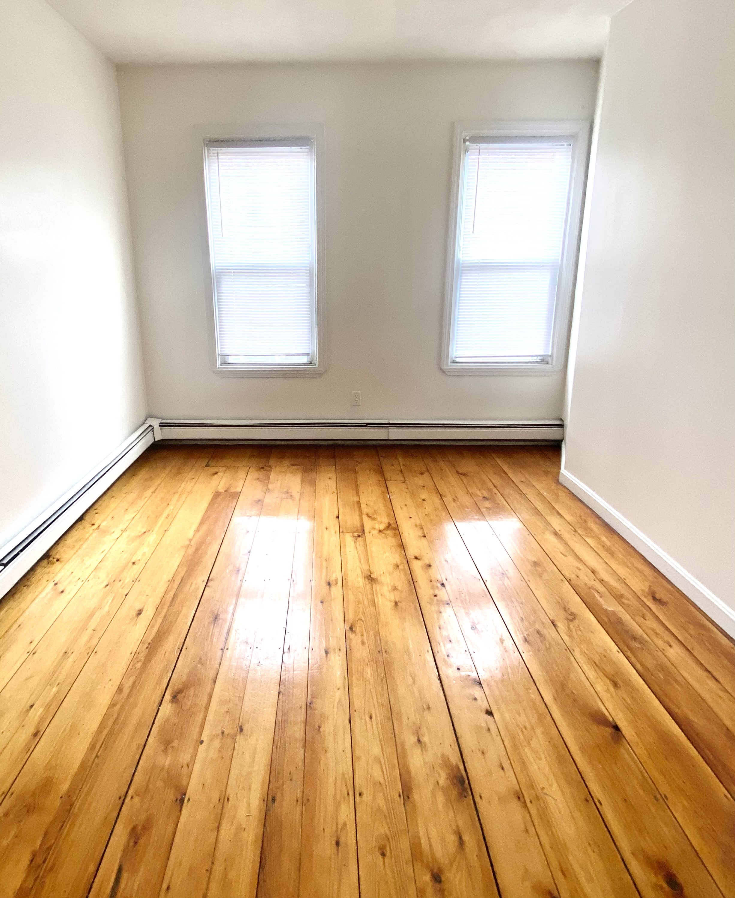 284 Chelsea St, East Boston