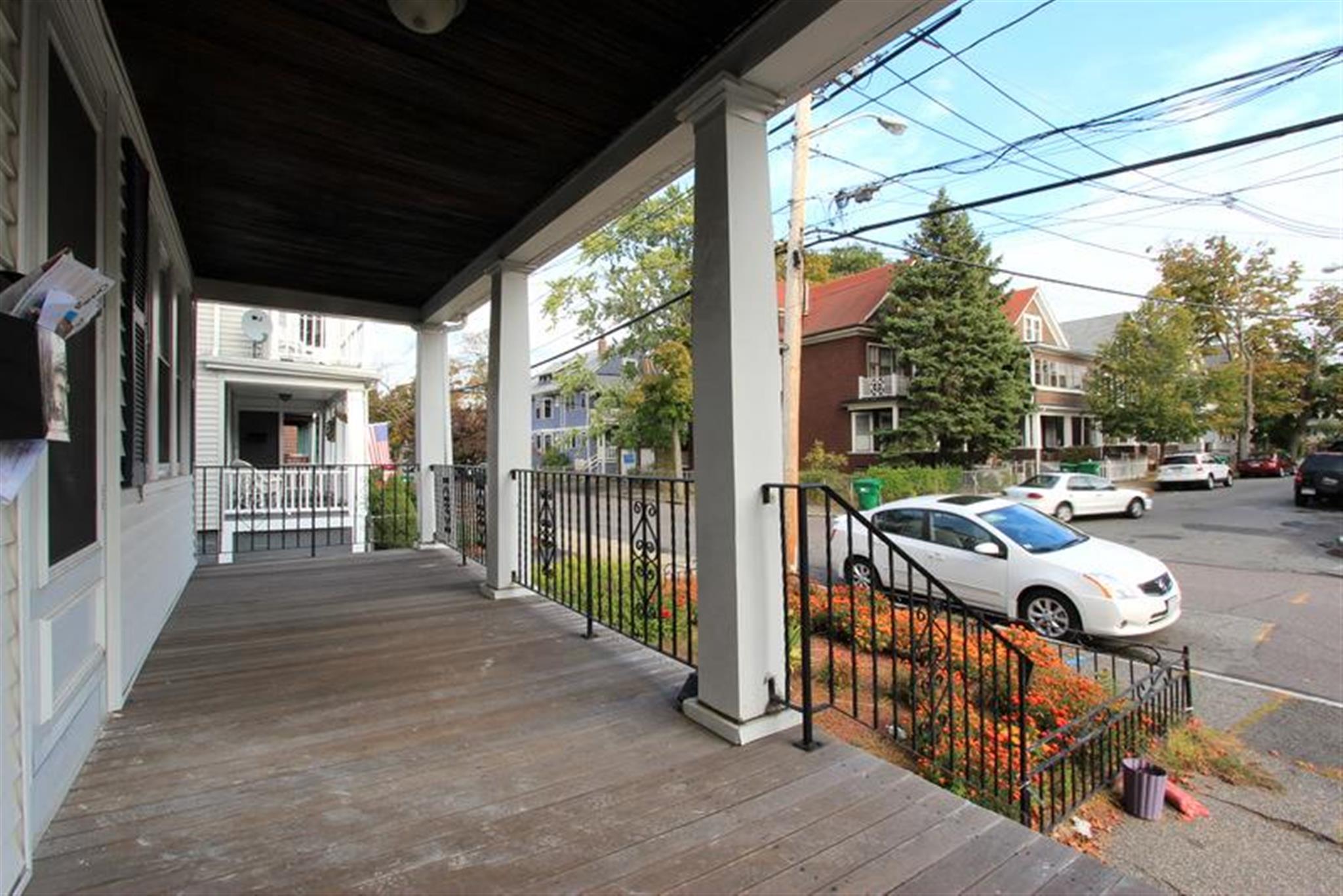 121 Yale St, Medford