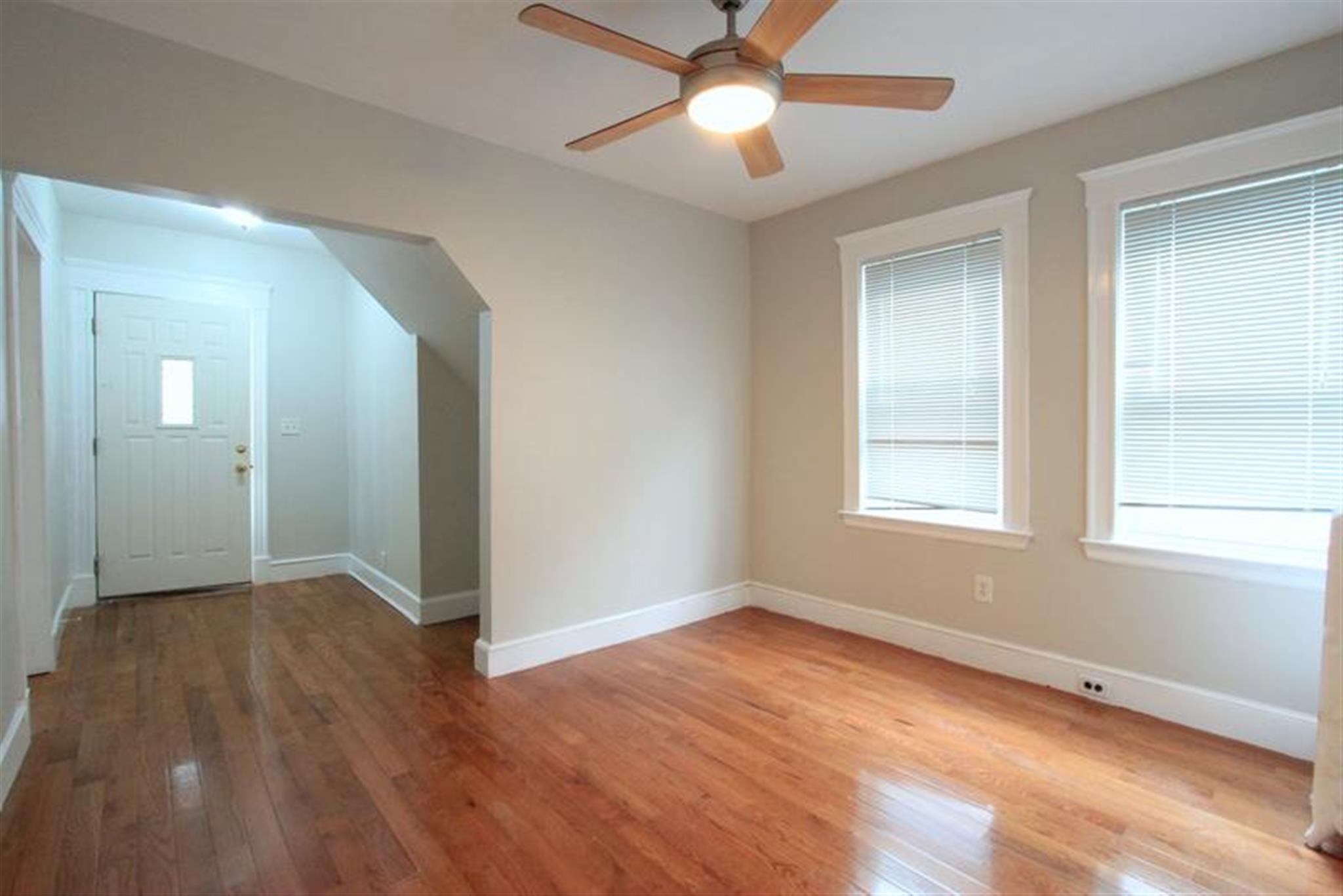 121 Yale St, Medford