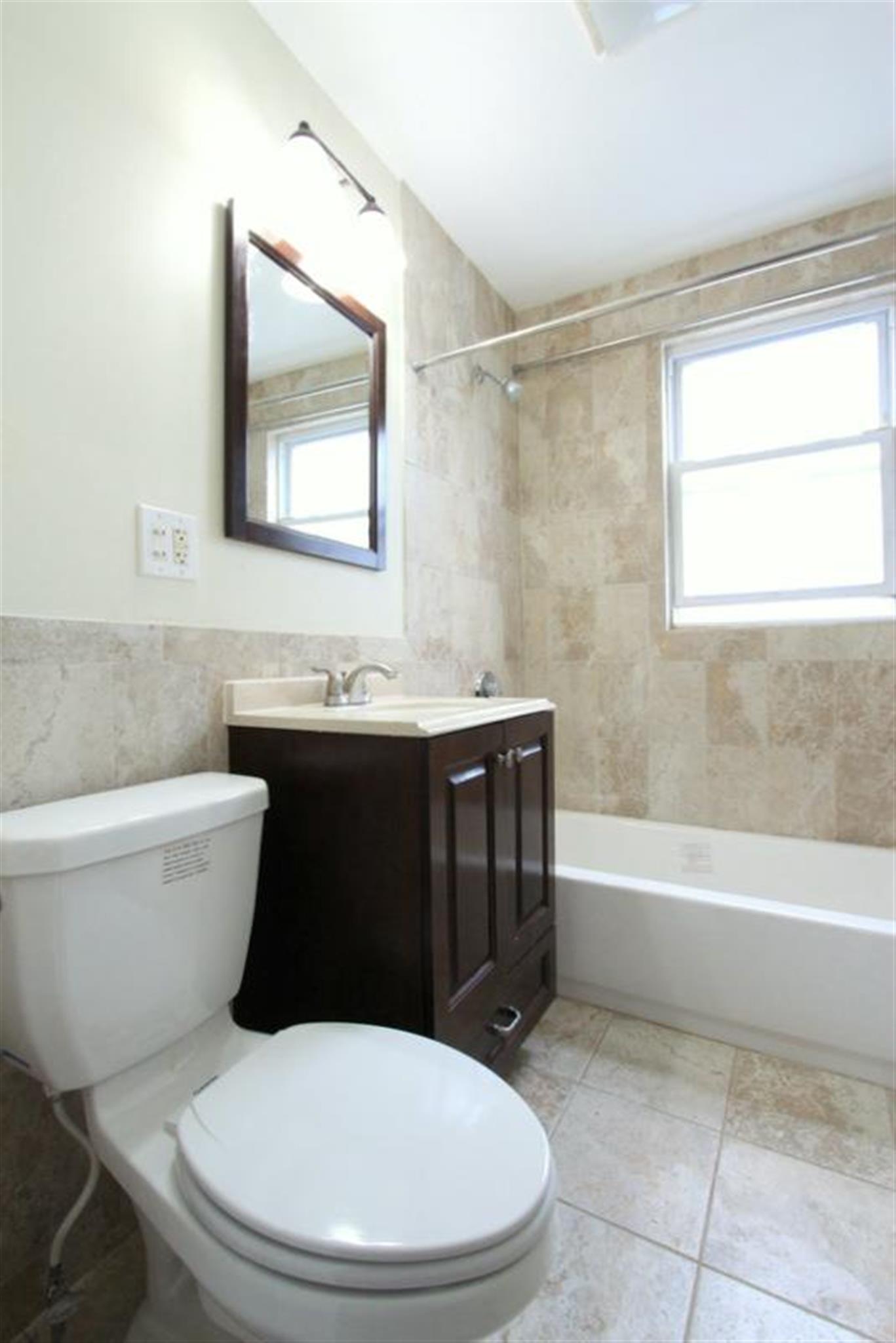 121 Yale St, Medford