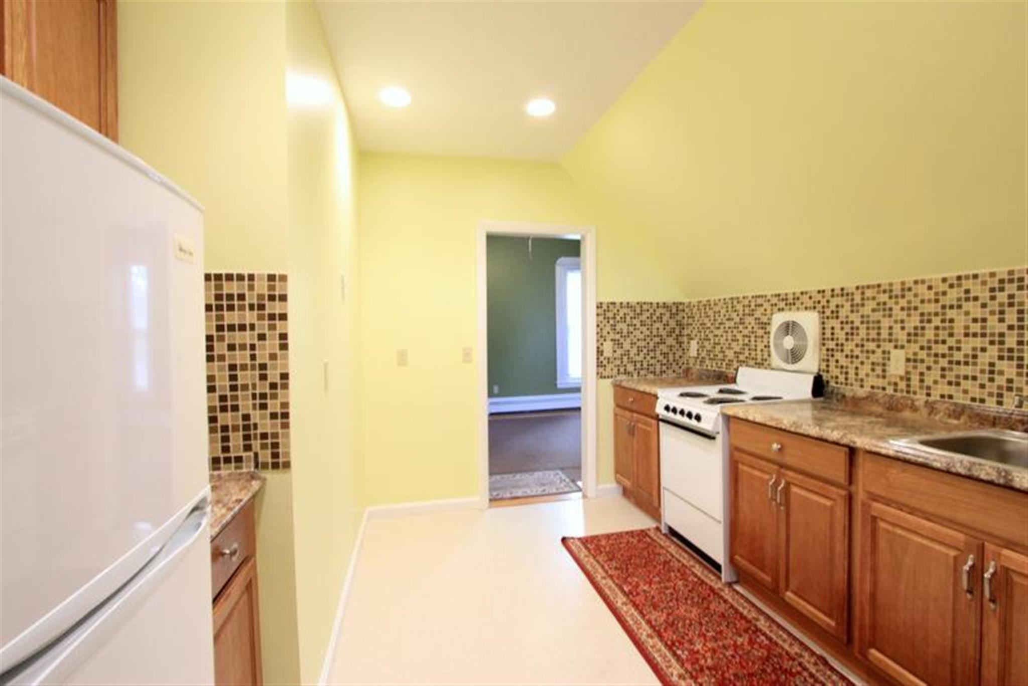 95 Highland Ave, Gilman Square
