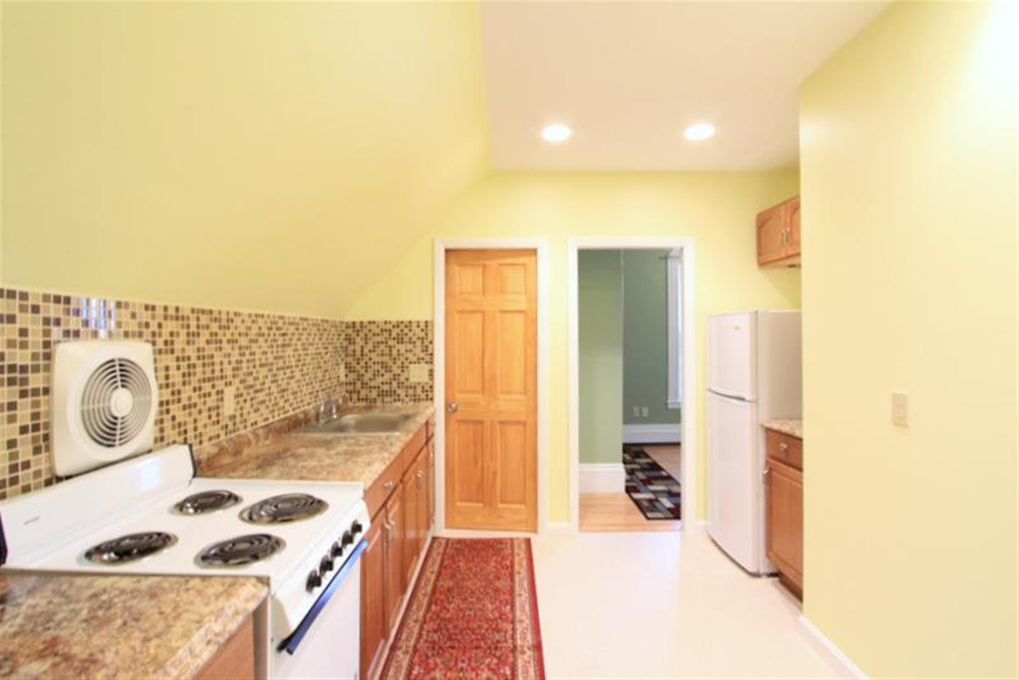 95 Highland Ave, Gilman Square