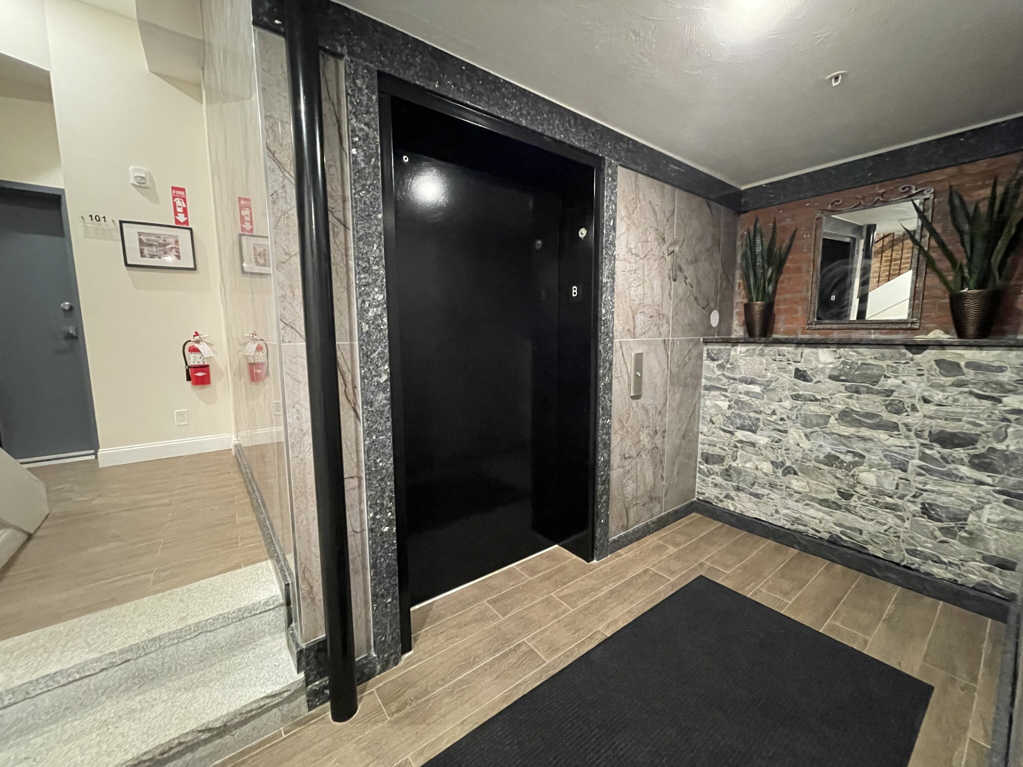 1028 Commonwealth Ave, Allston