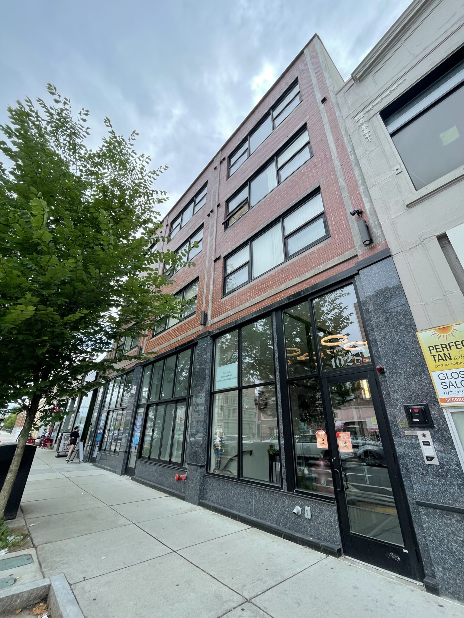 1028 Commonwealth Ave, Boston