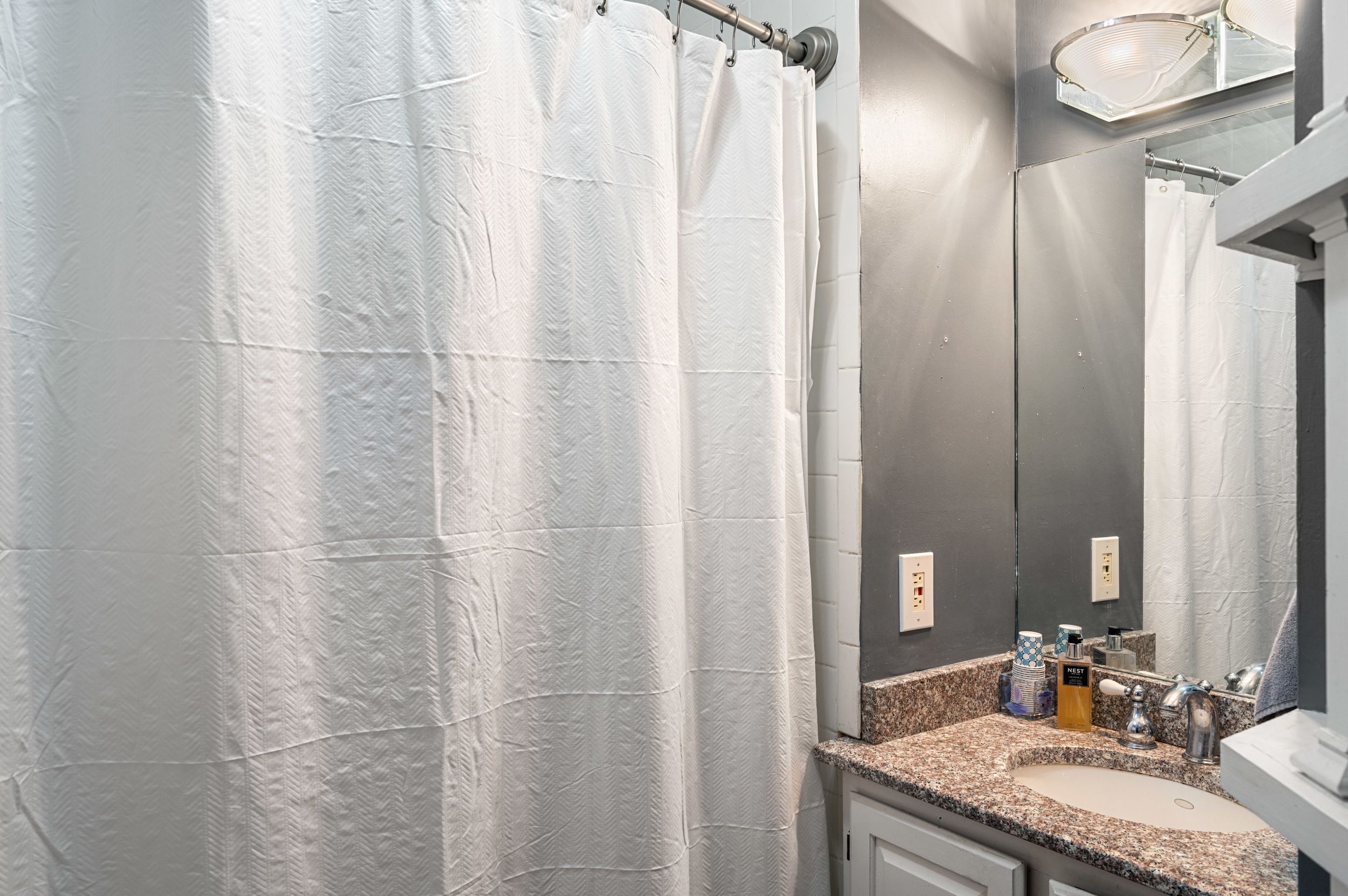 2 Pearl St, Charlestown