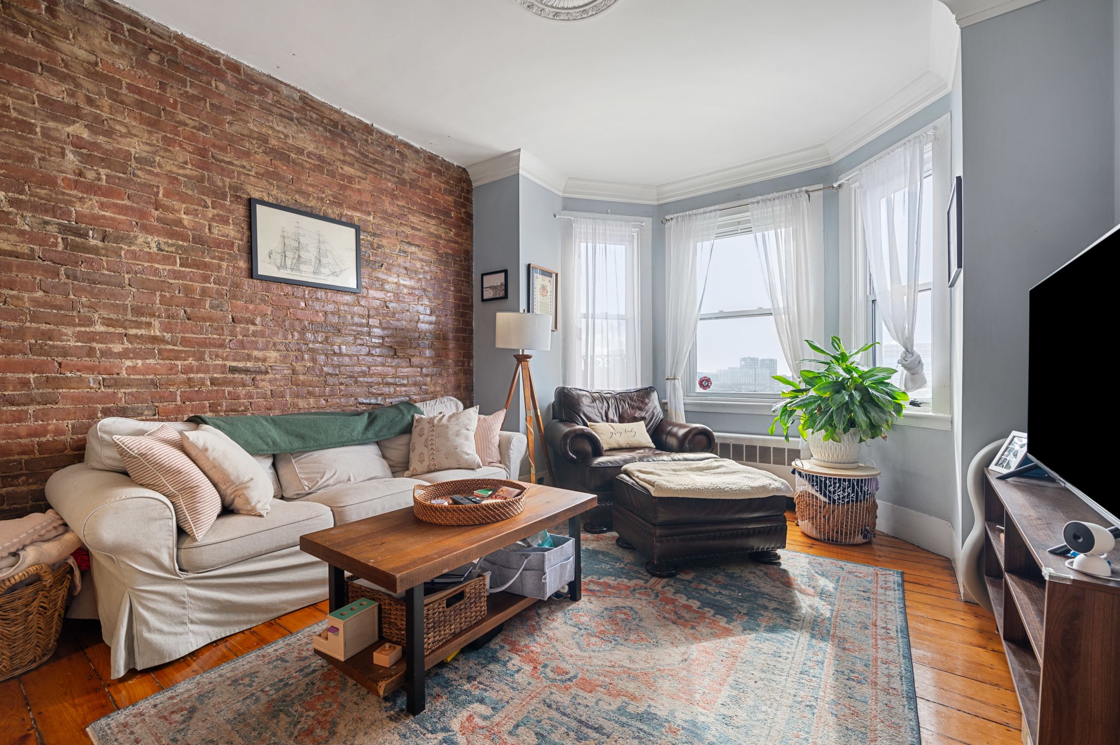 2 Pearl St, Charlestown