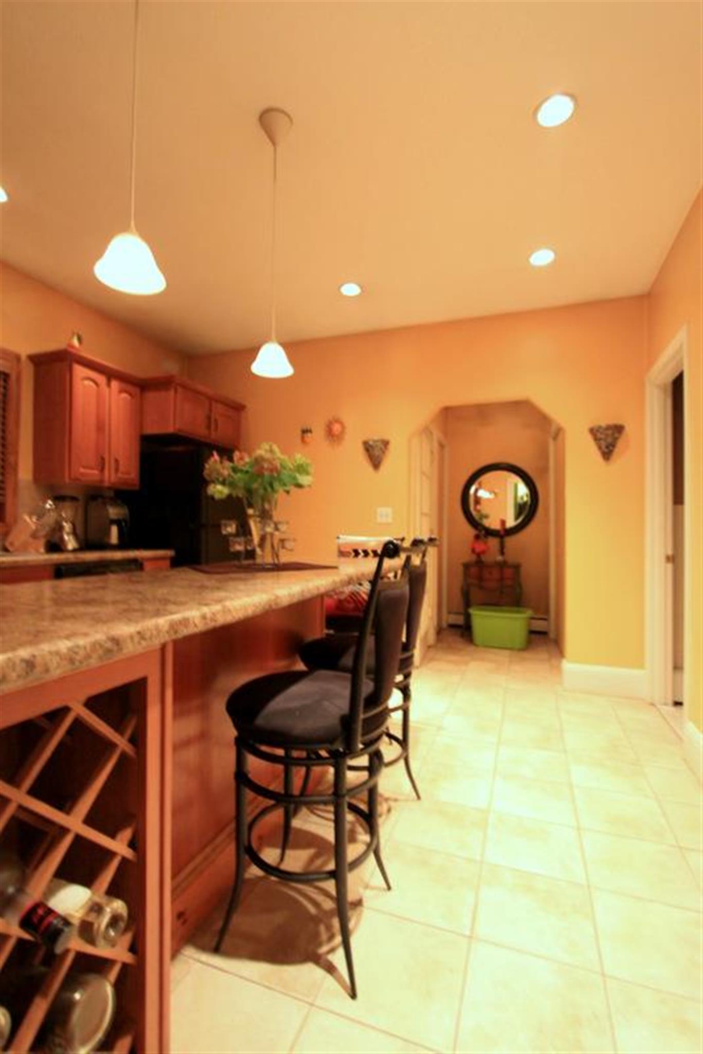 96 Holland St, Davis Square