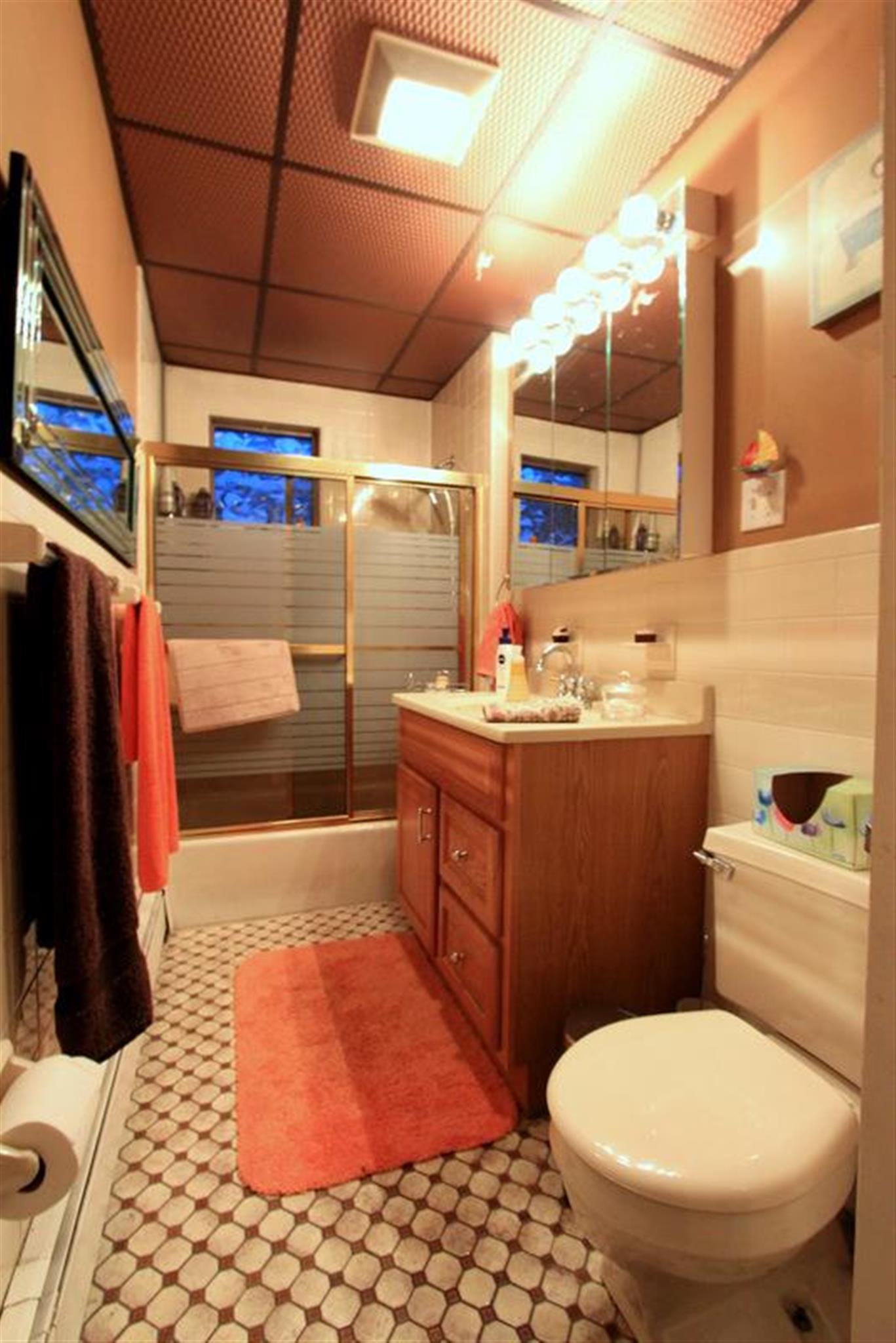 96 Holland St, Davis Square