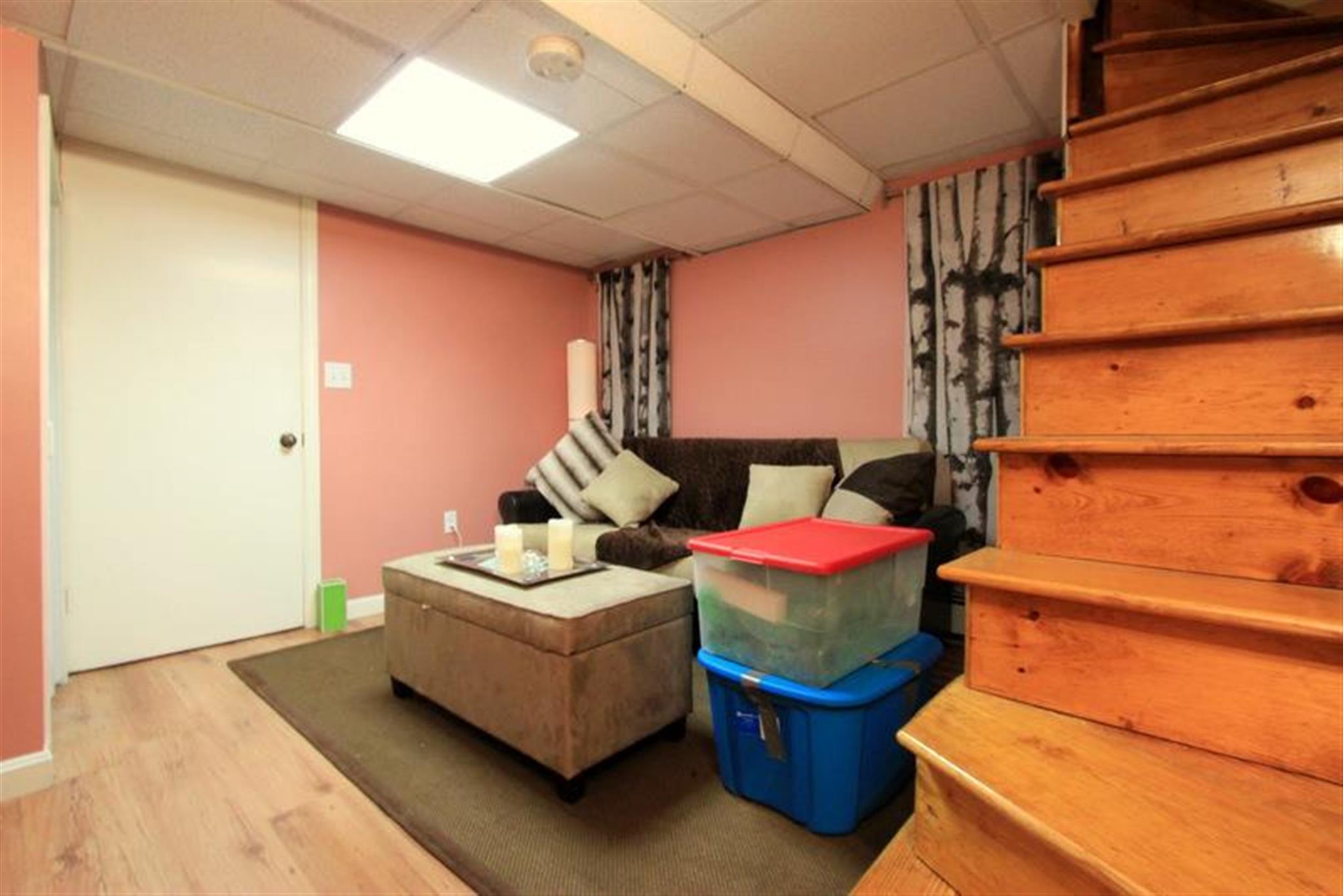 96 Holland St, Davis Square