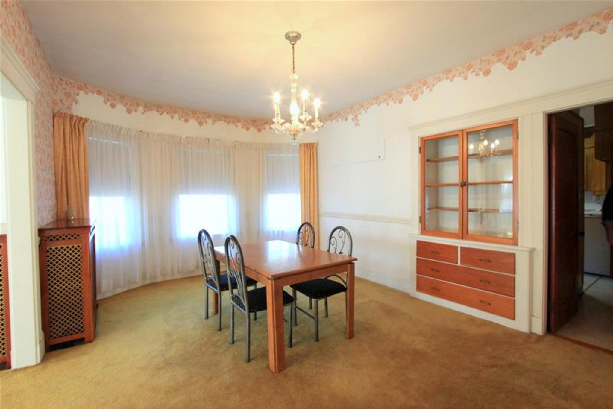 12 Florence Ave, Arlington