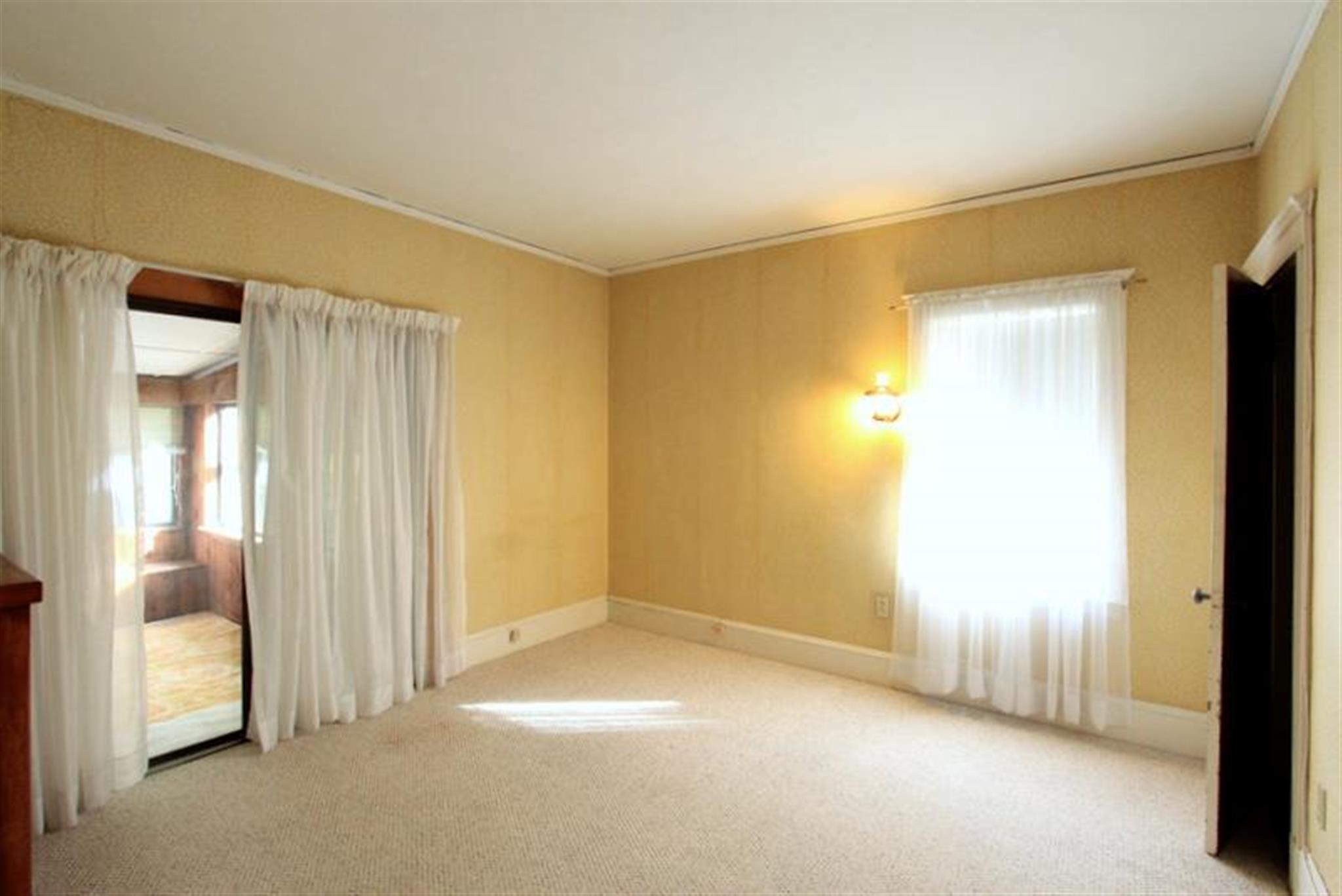 12 Florence Ave, Arlington