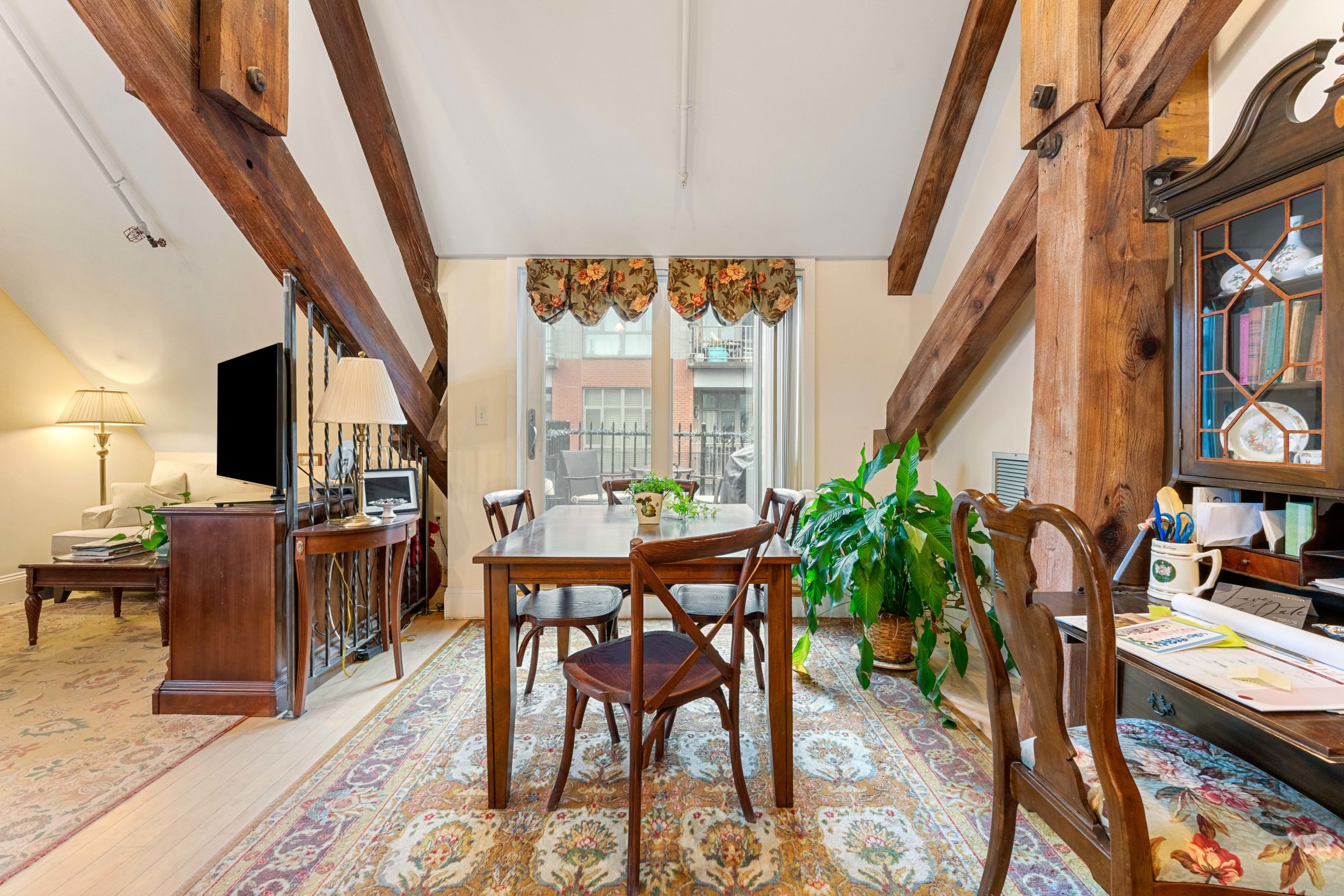 45 West Broadway, South Boston