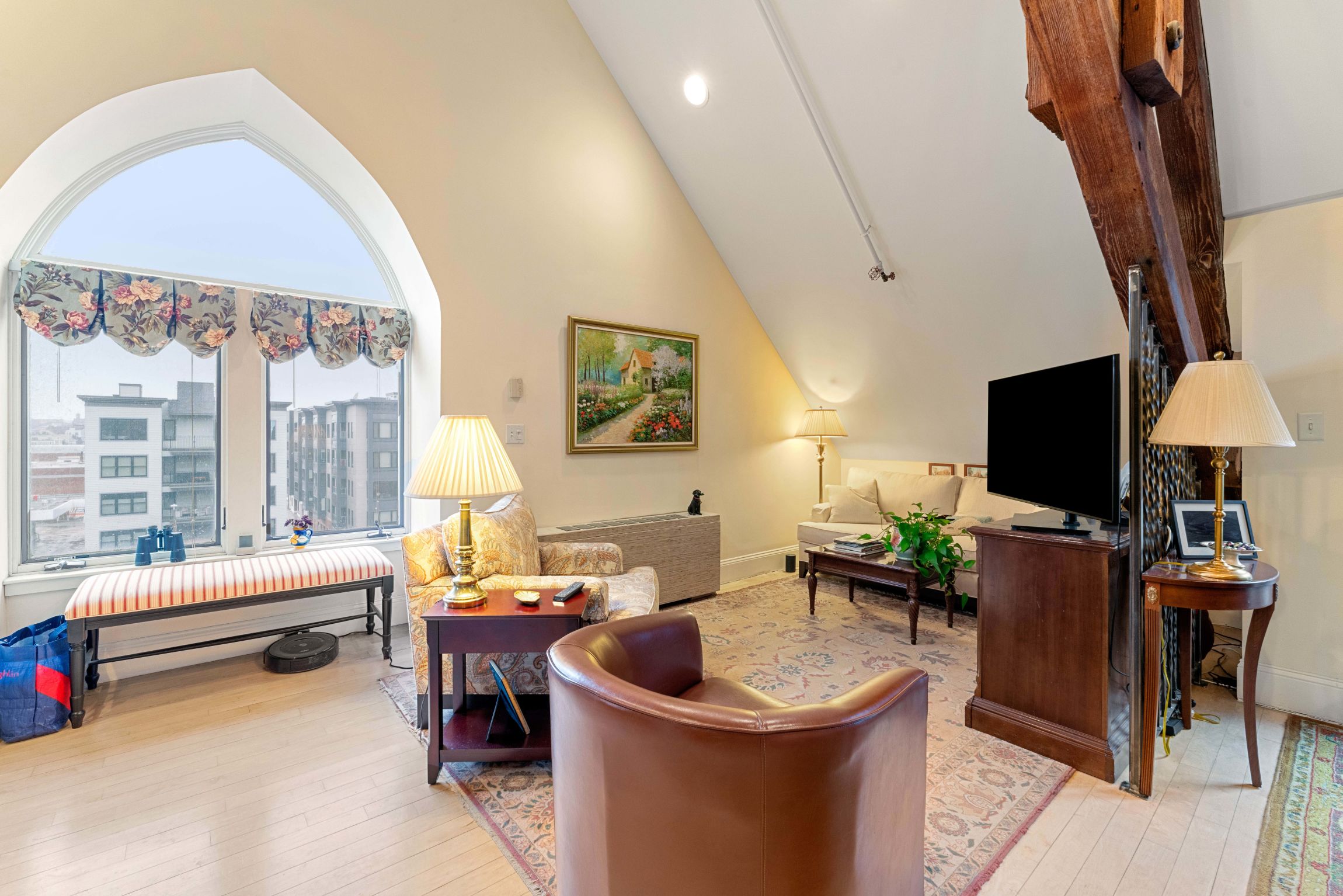 45 West Broadway, South Boston