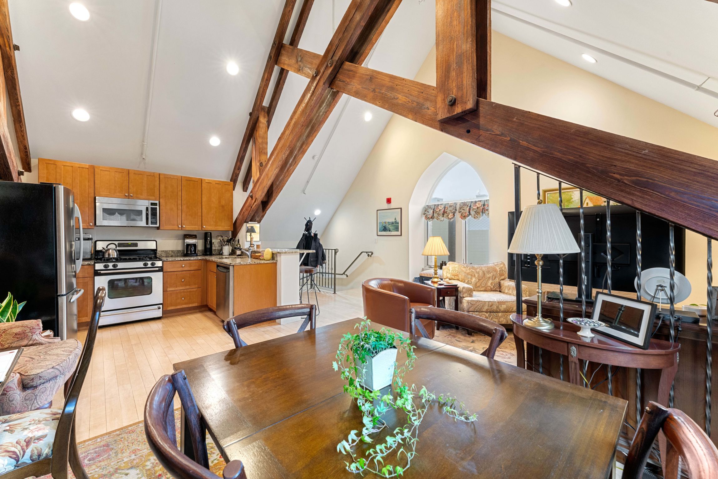 45 West Broadway, South Boston