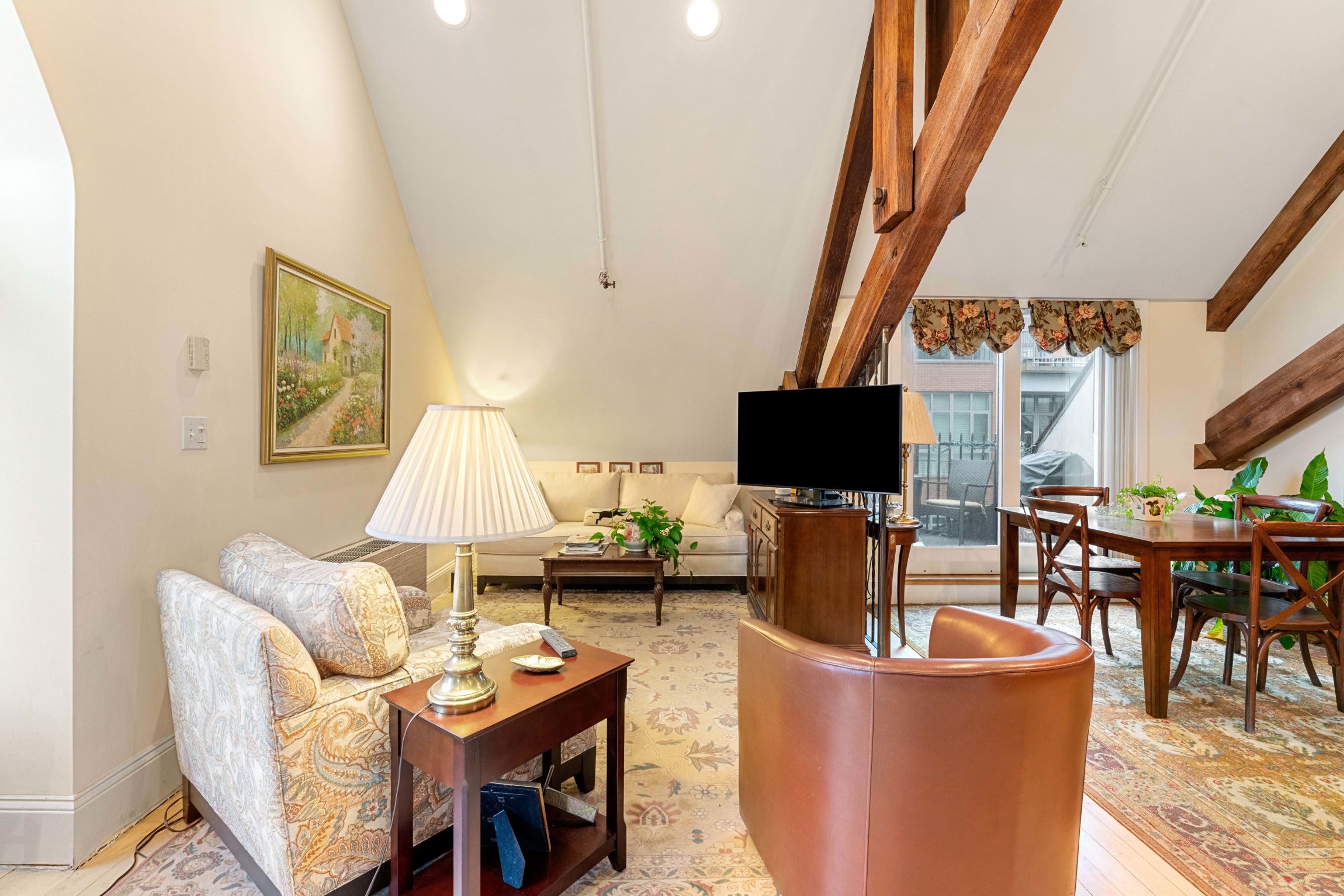 45 West Broadway, South Boston