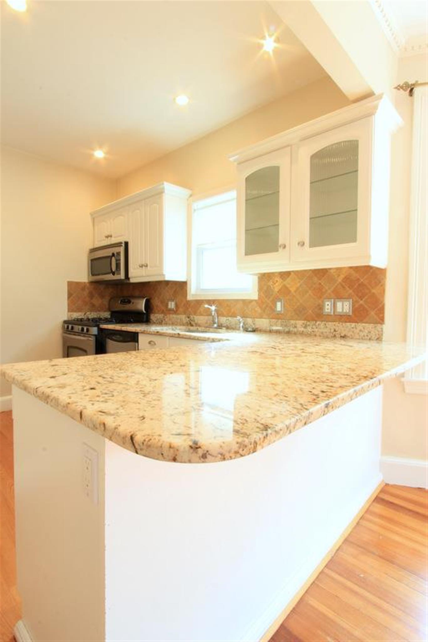 52 Maple Ave, Mid Cambridge