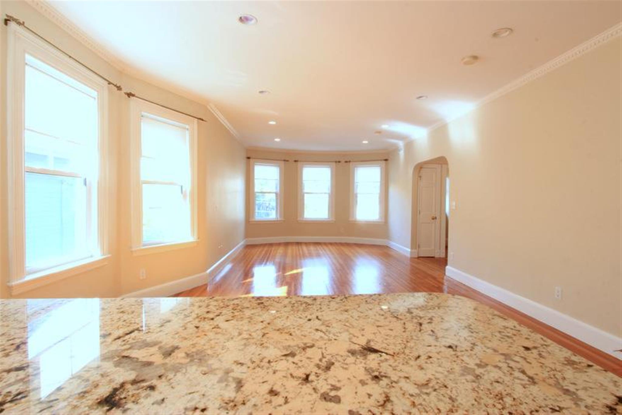 52 Maple Ave, Mid Cambridge