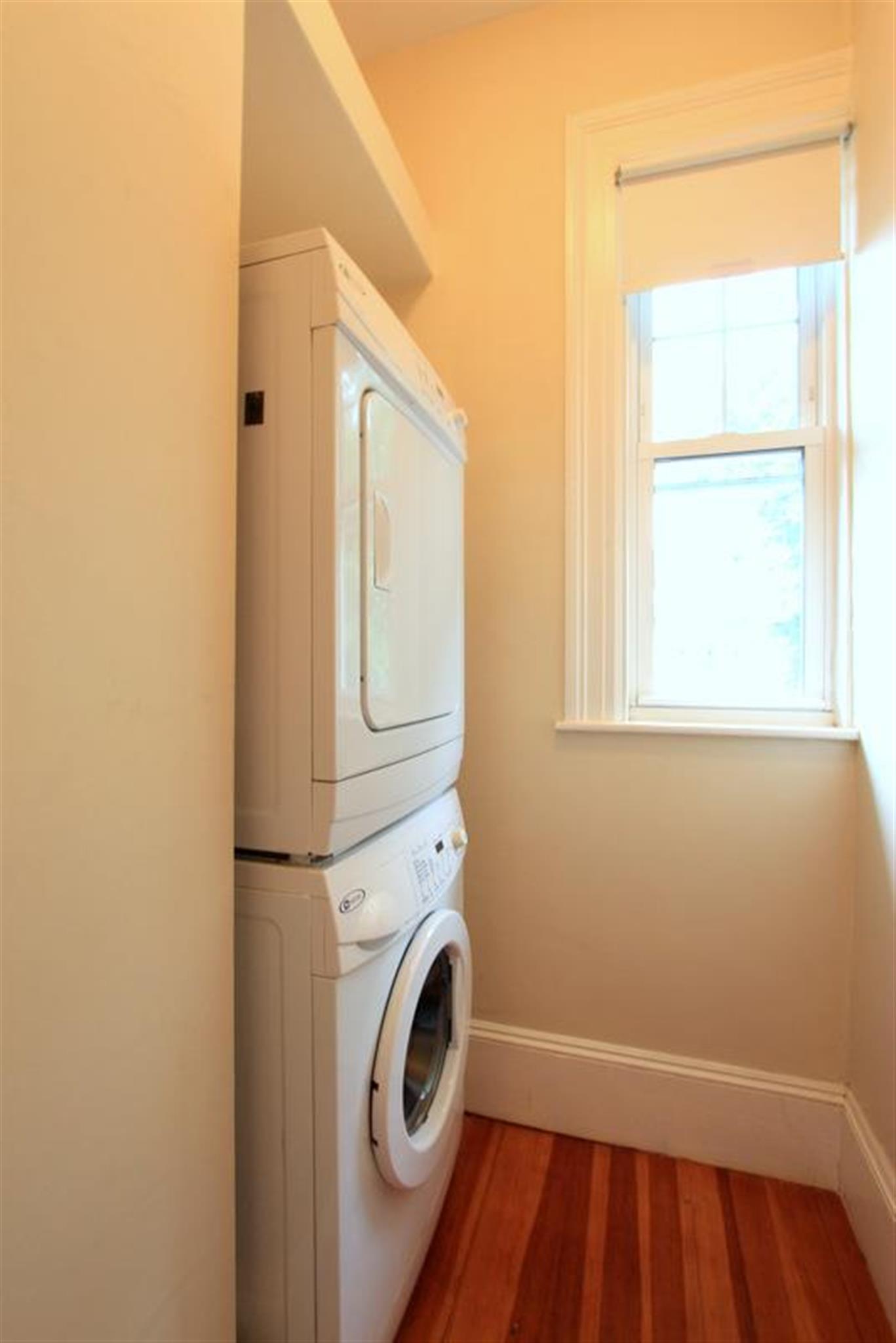 52 Maple Ave, Mid Cambridge