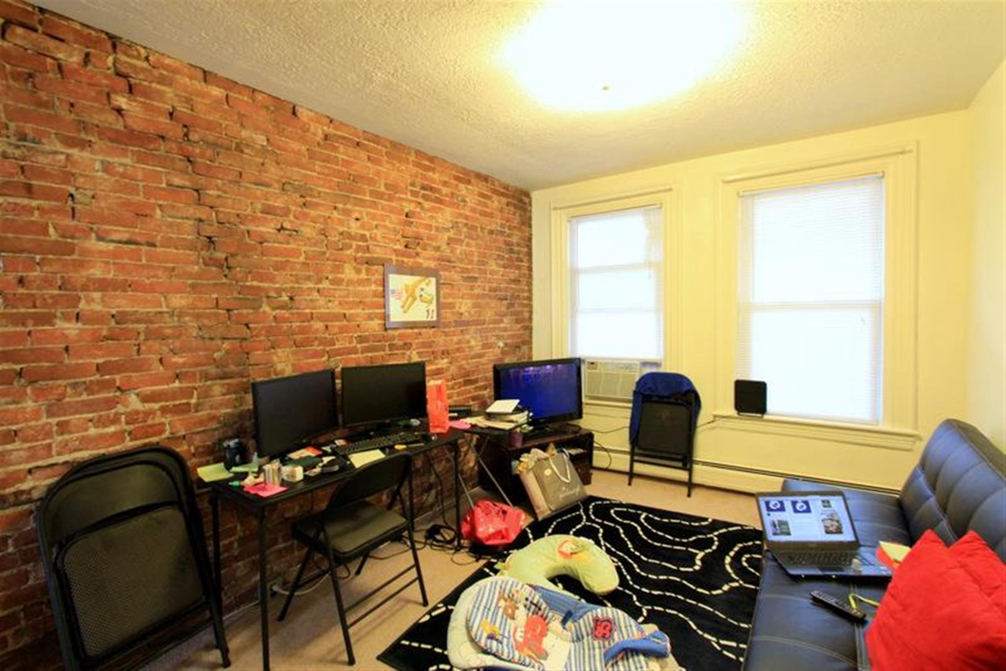 10 Evergreen Sq, Porter Square