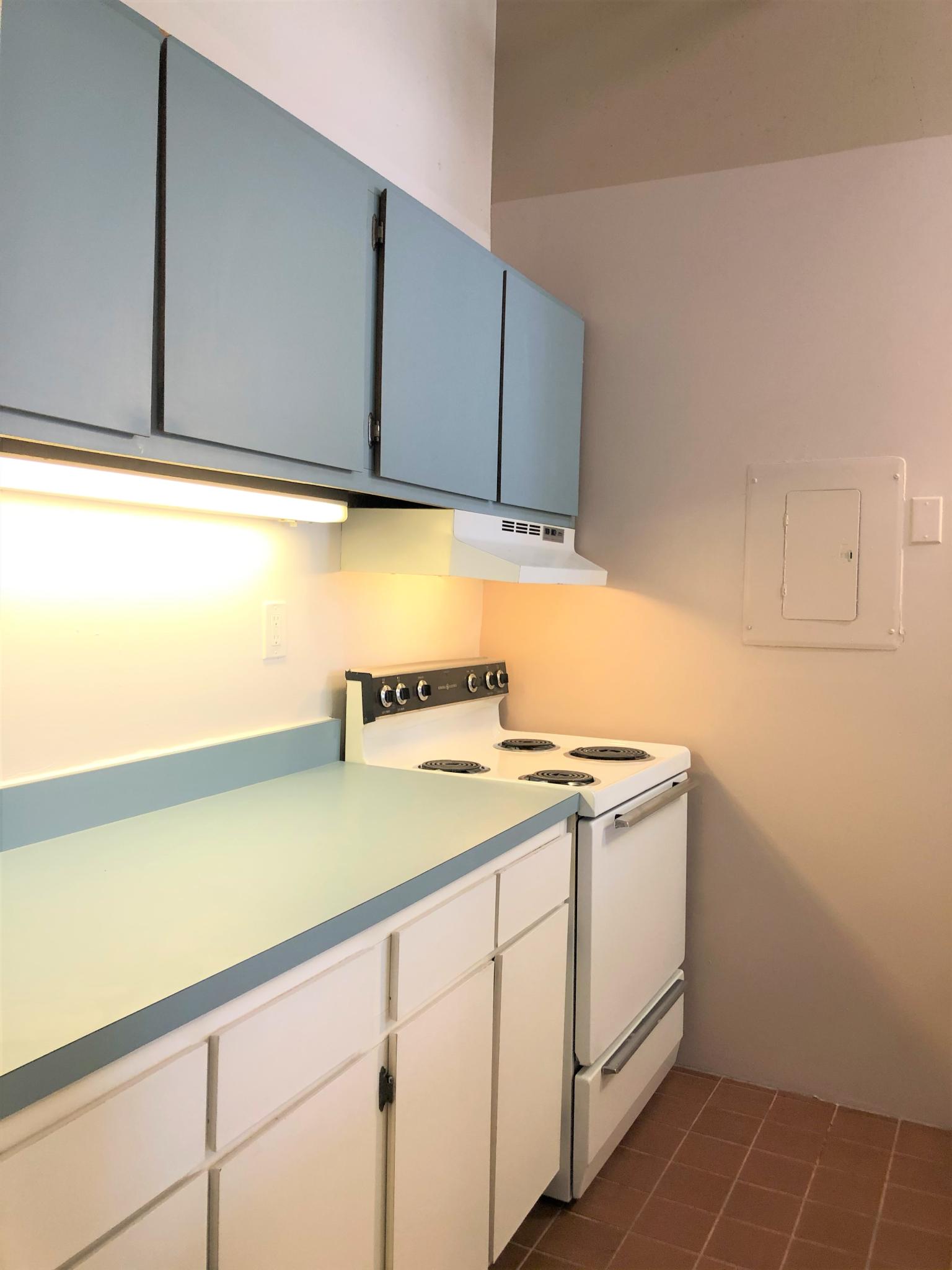 10 Thacher, North End