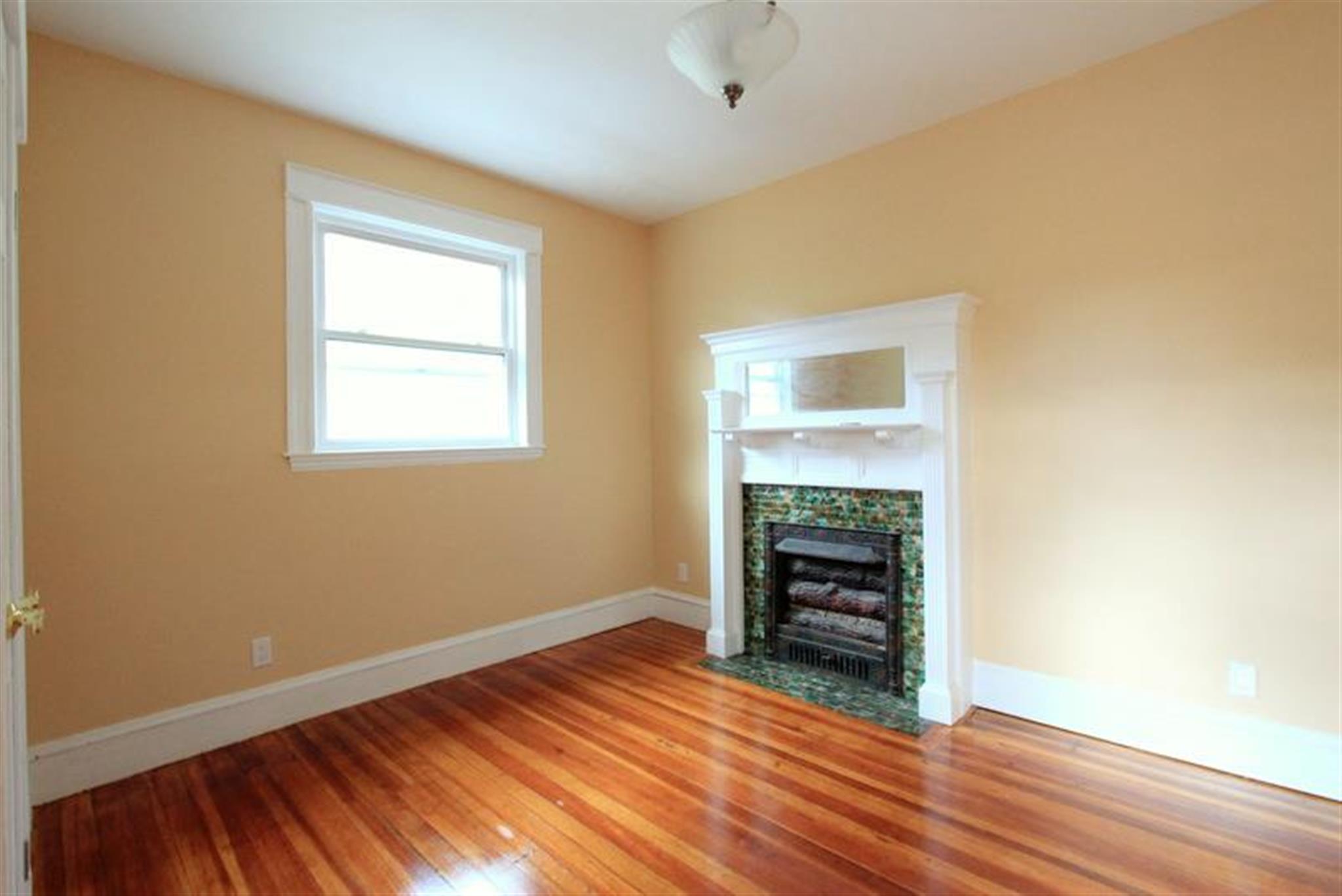 179 College Ave, Davis Square