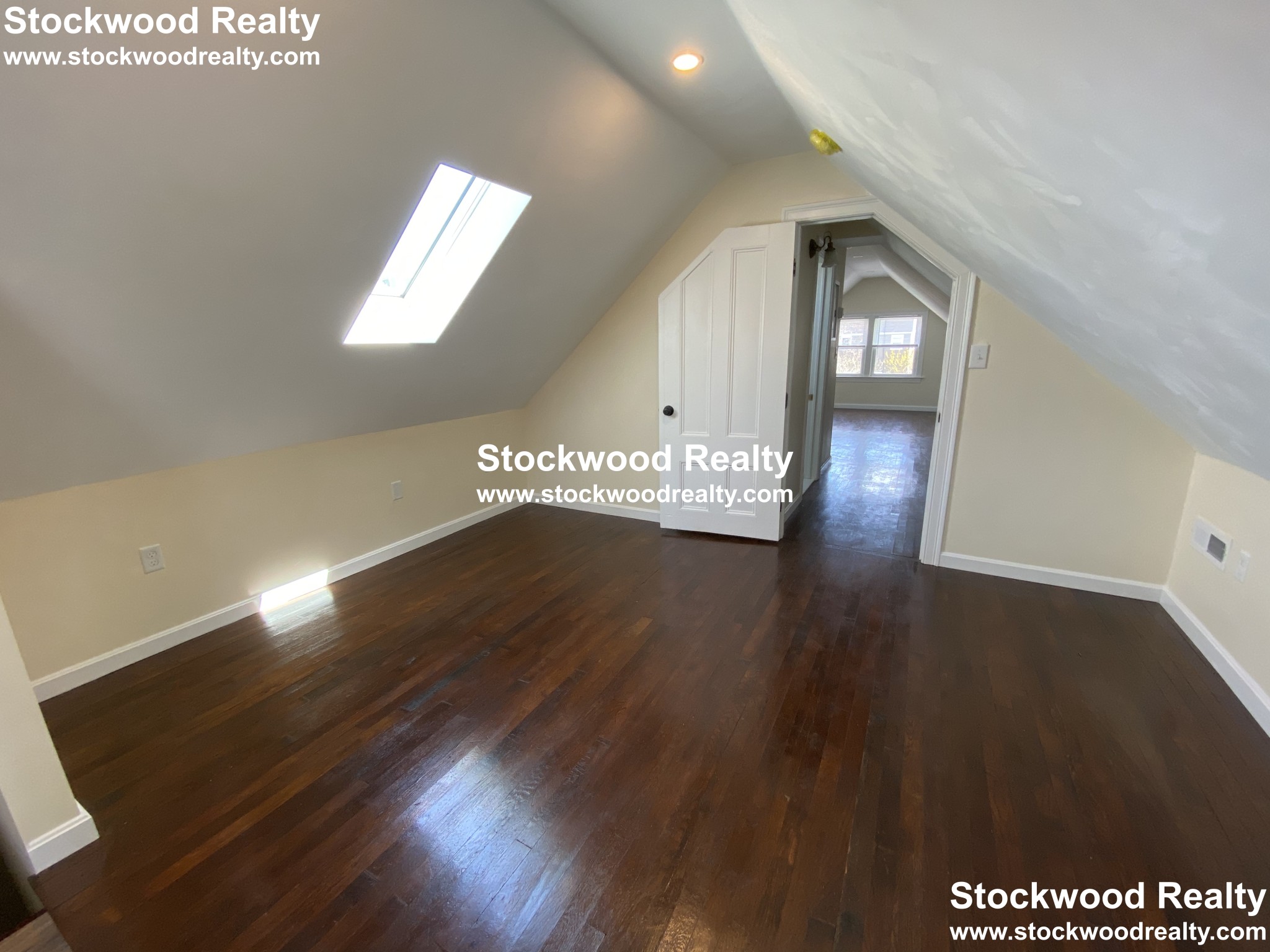 18 Haverford St, Jamaica Plain