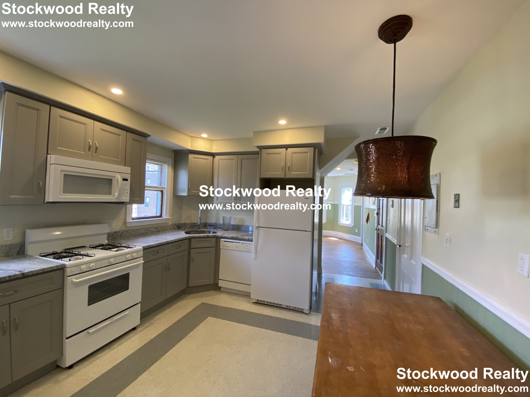 18 Haverford St, Jamaica Plain