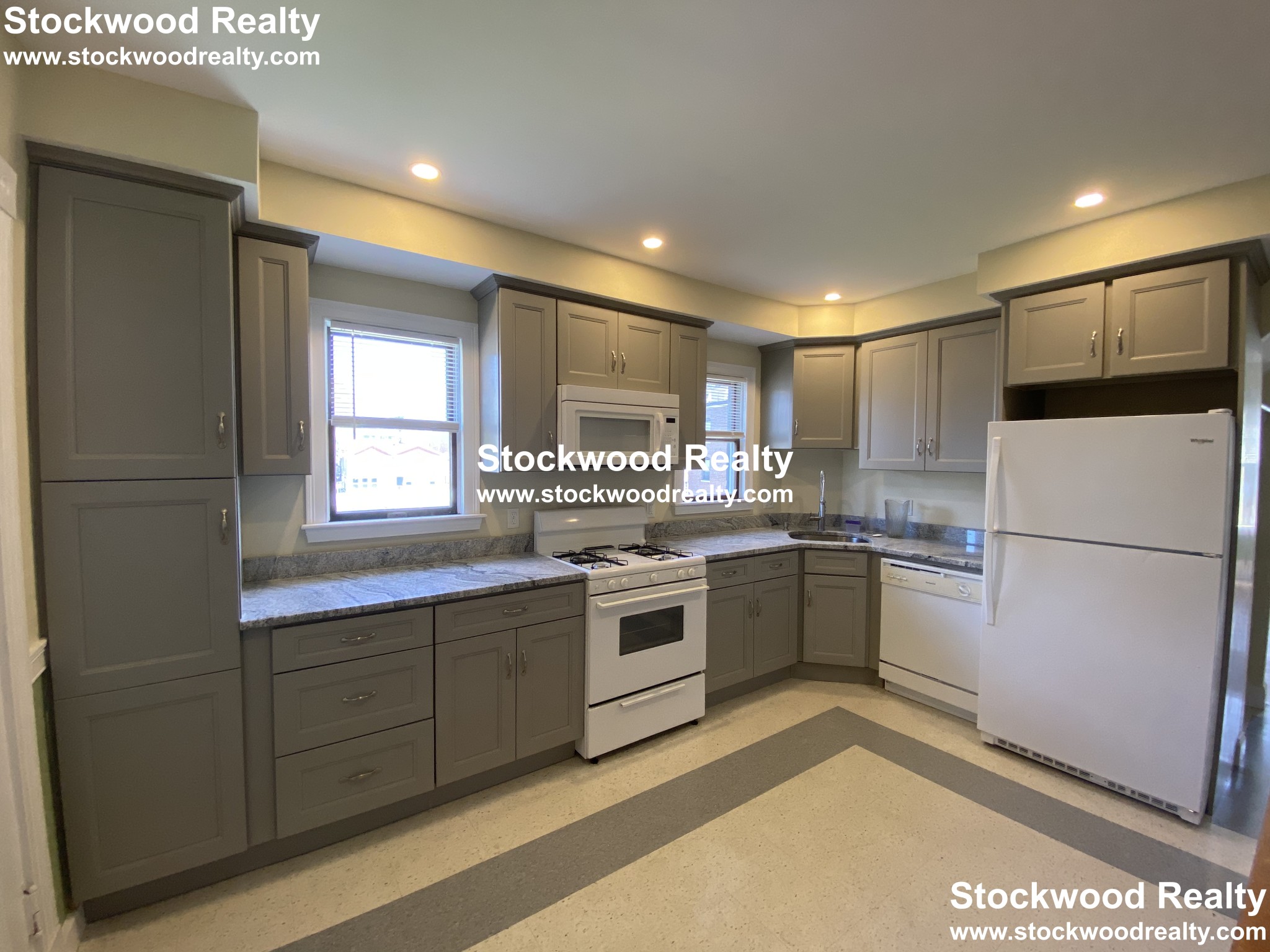 18 Haverford St, Jamaica Plain