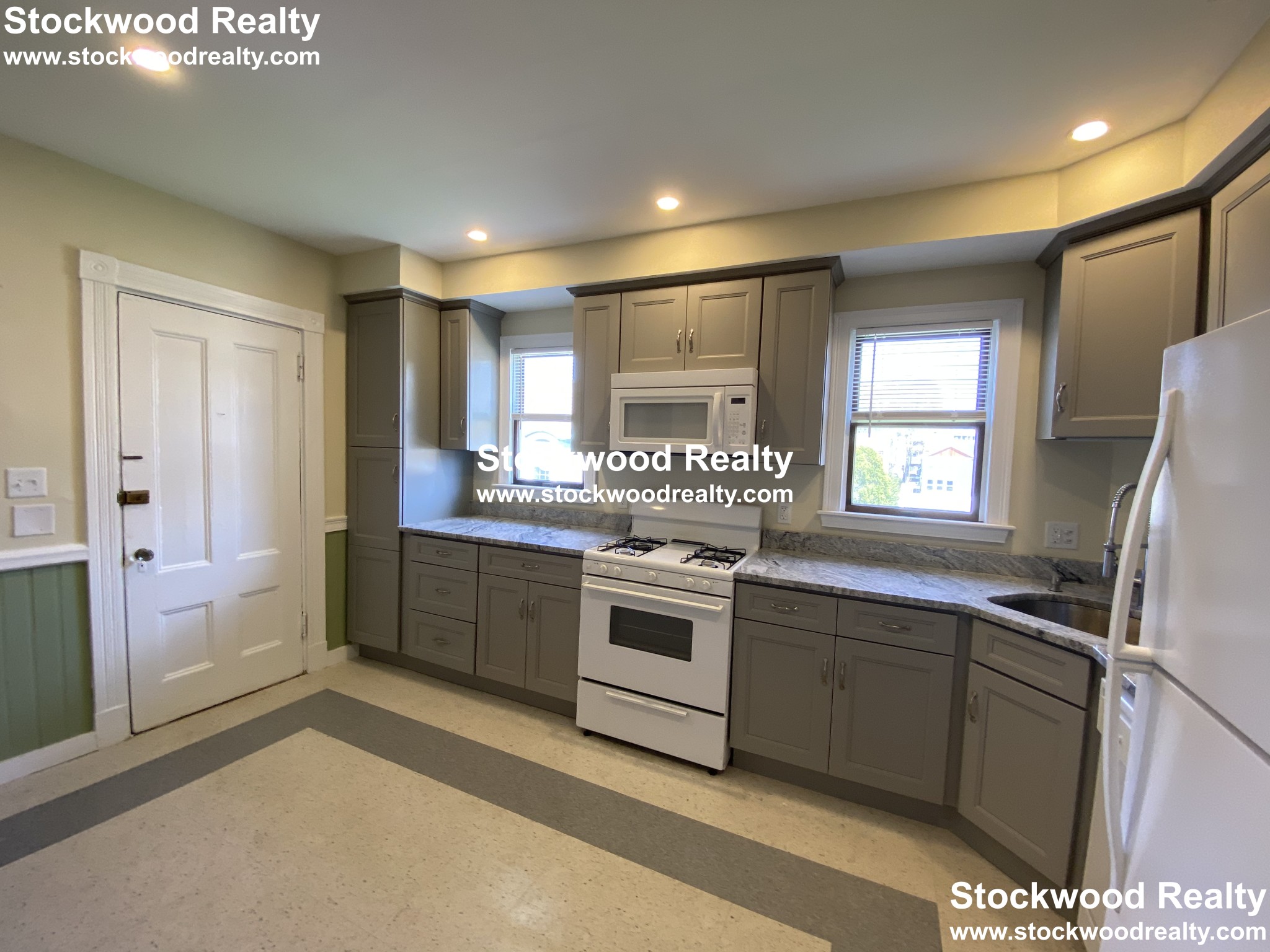 18 Haverford St, Jamaica Plain