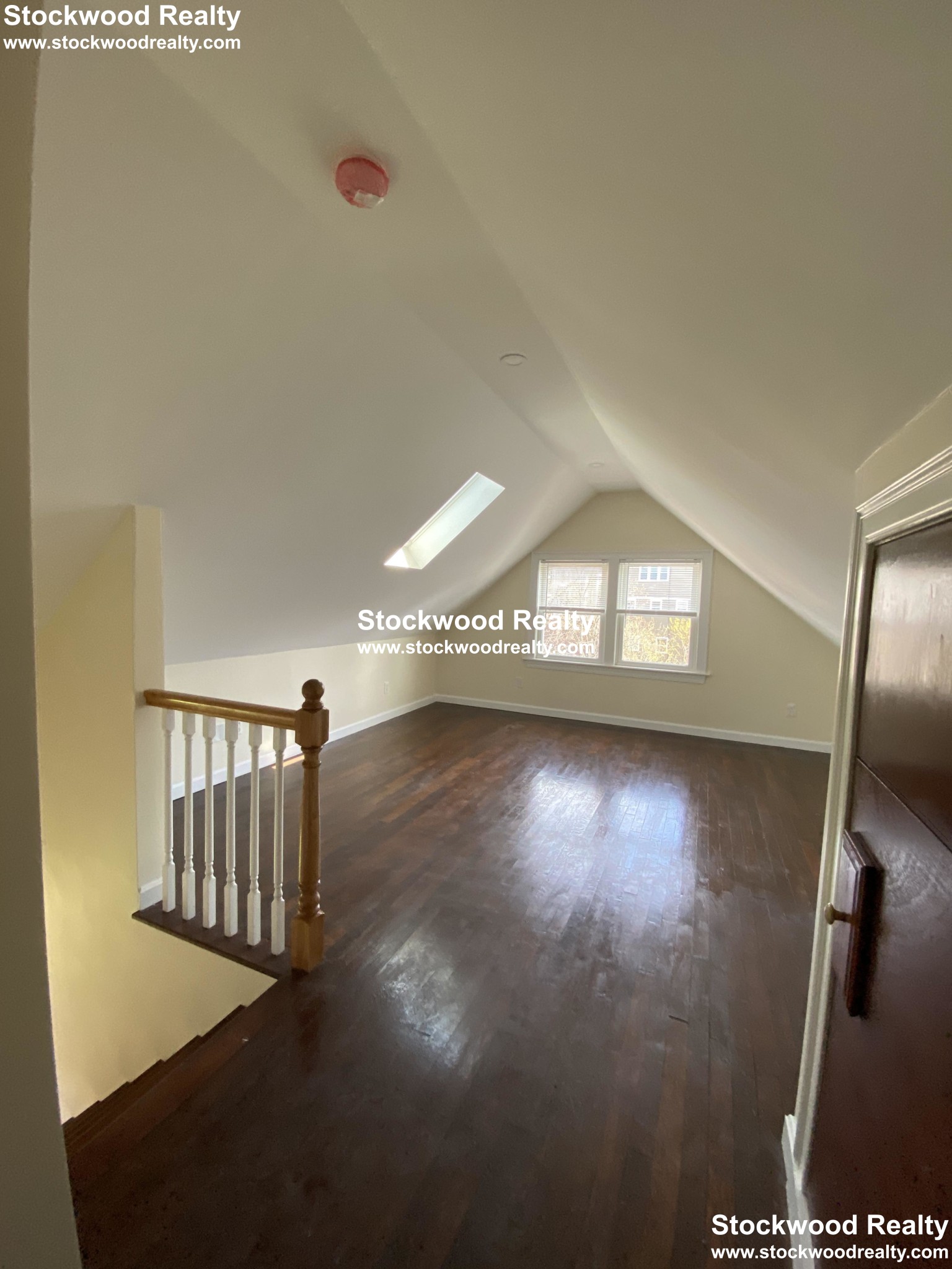 18 Haverford St, Jamaica Plain