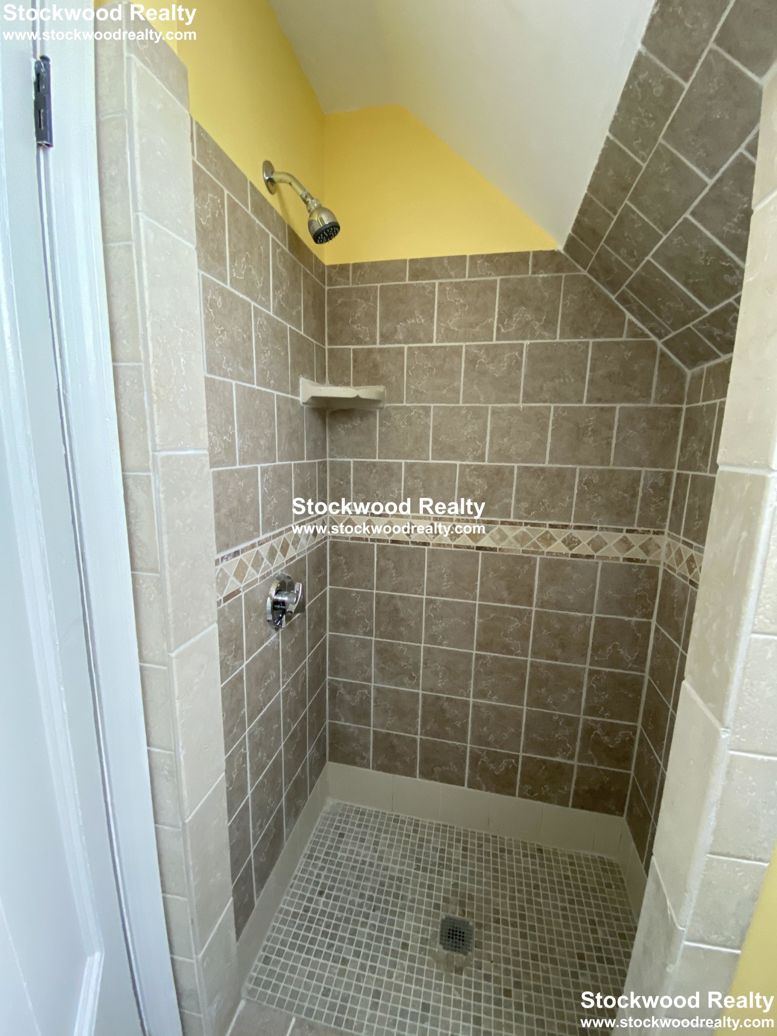 18 Haverford St, Jamaica Plain