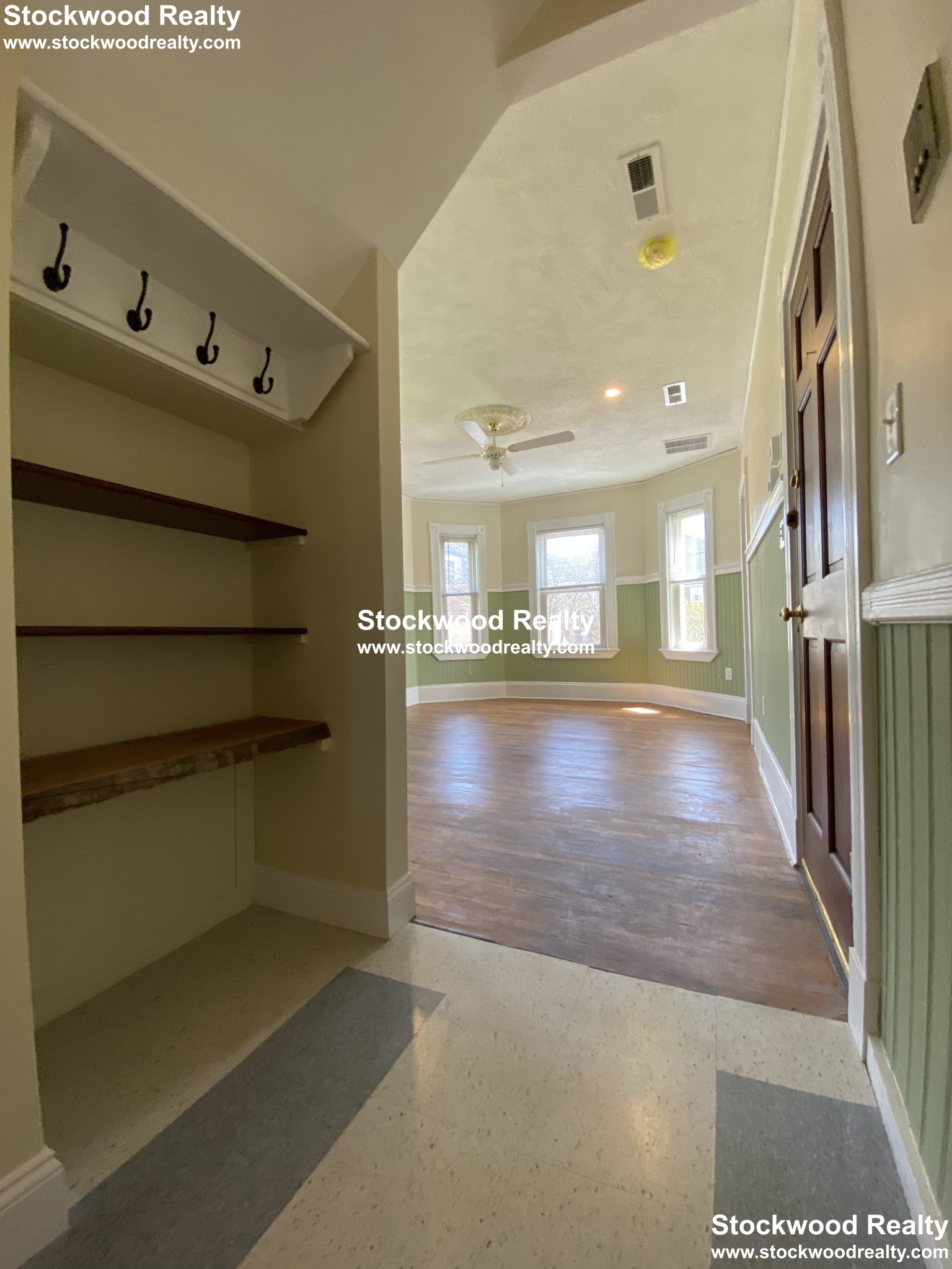 18 Haverford St, Jamaica Plain