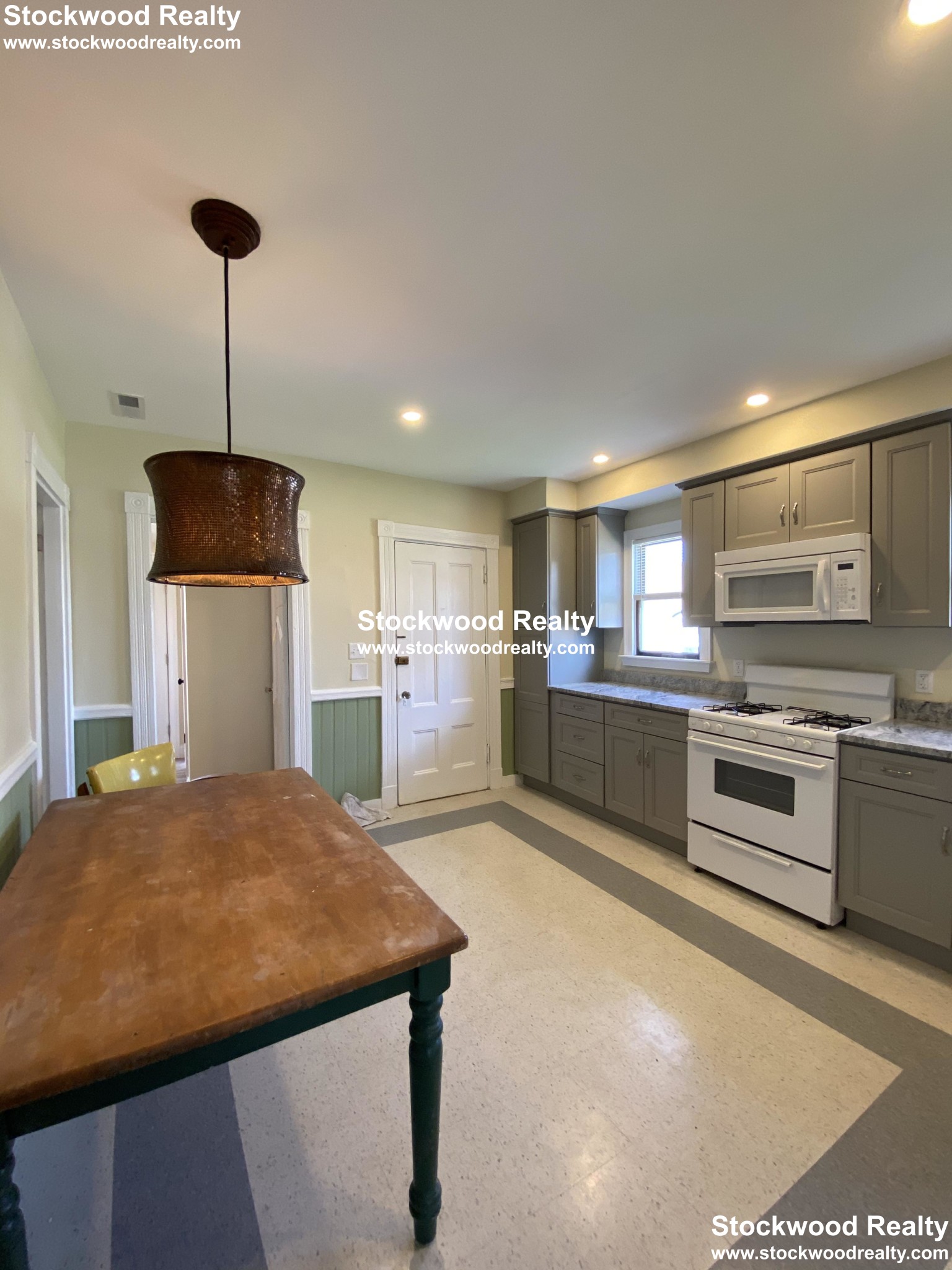 18 Haverford St, Jamaica Plain