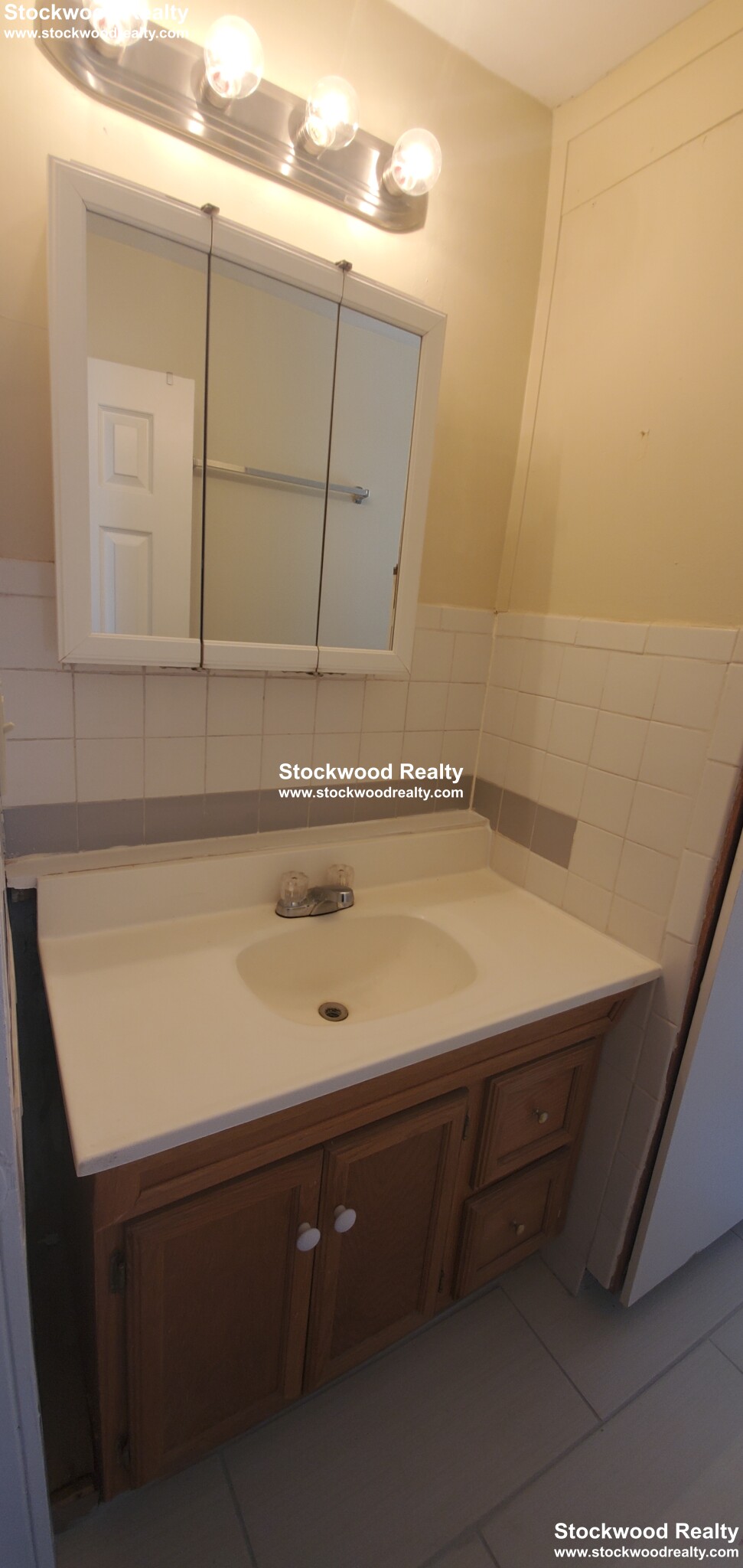 224 Cambridge St, Beacon Hill