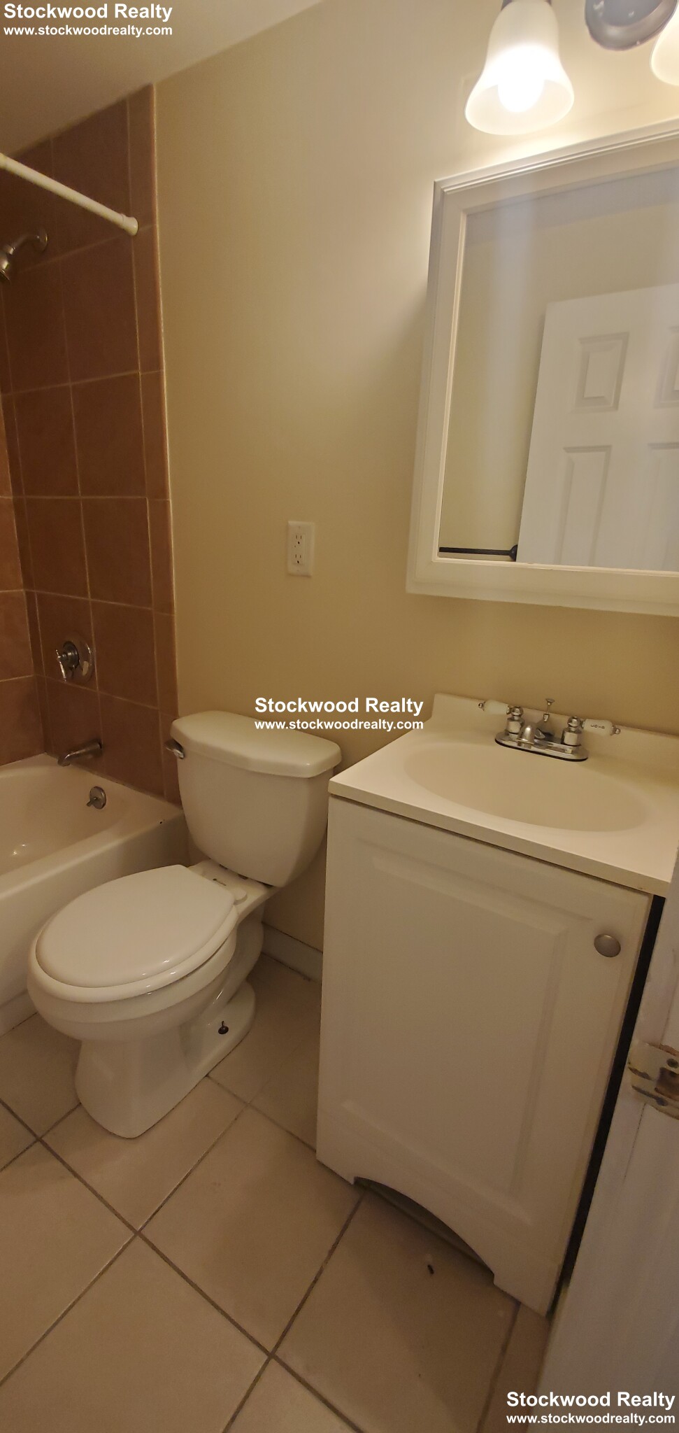 238 Cambridge St, Beacon Hill