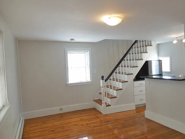 10 Smith Ave, East Somerville