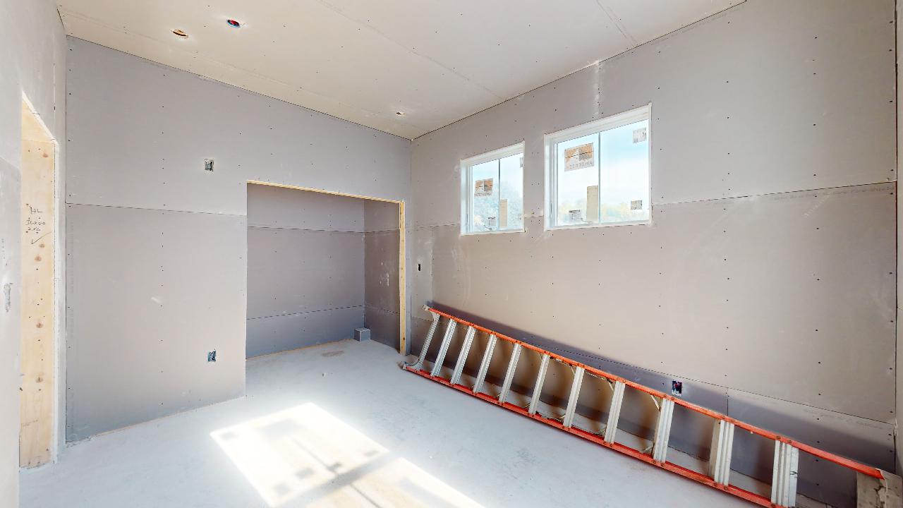 105 Hooker St, Allston