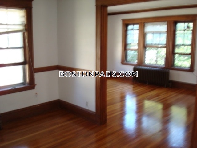 61 Newport St, Arlington