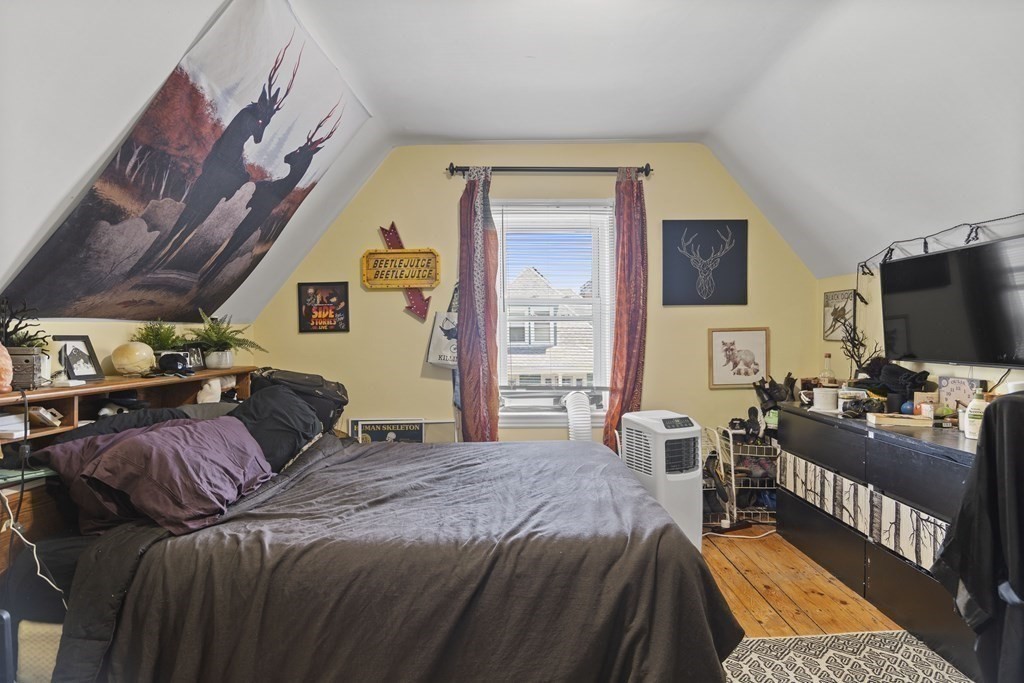 106 Belmont St, Powder House Square