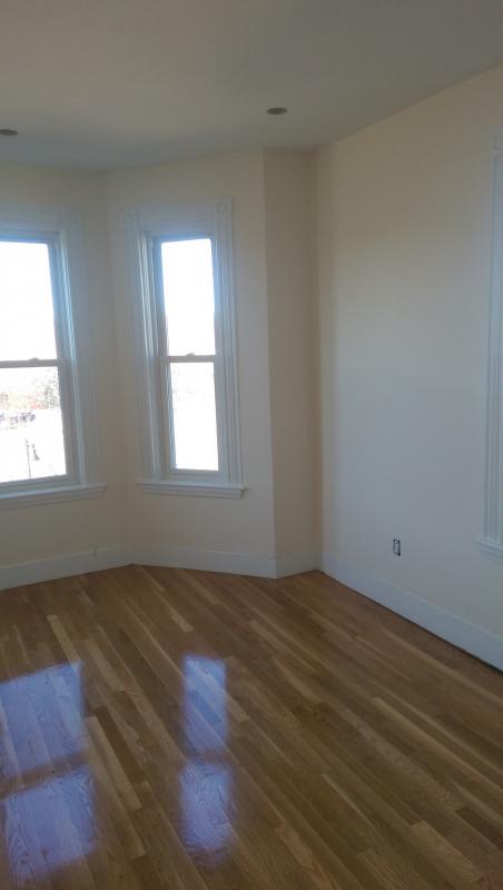 106 Hyde Park Ave, Jamaica Plain