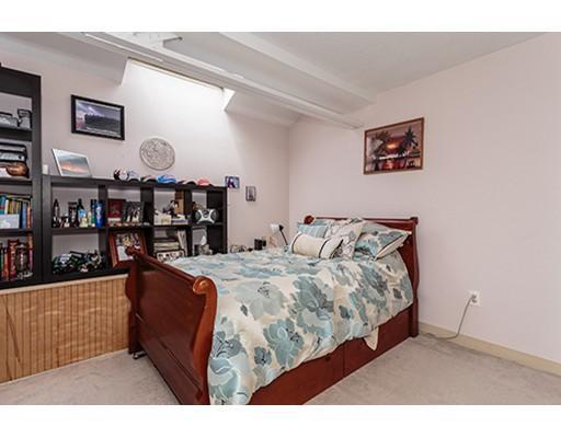 106 13th St, Charlestown