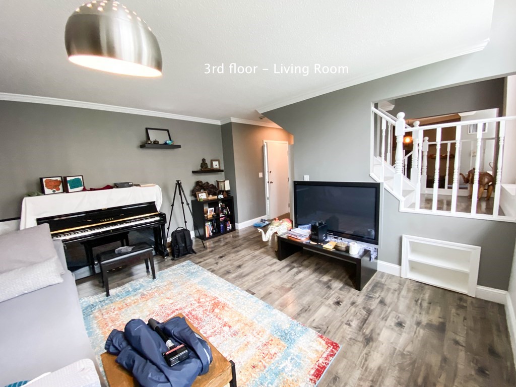 106 13th St, Back Bay