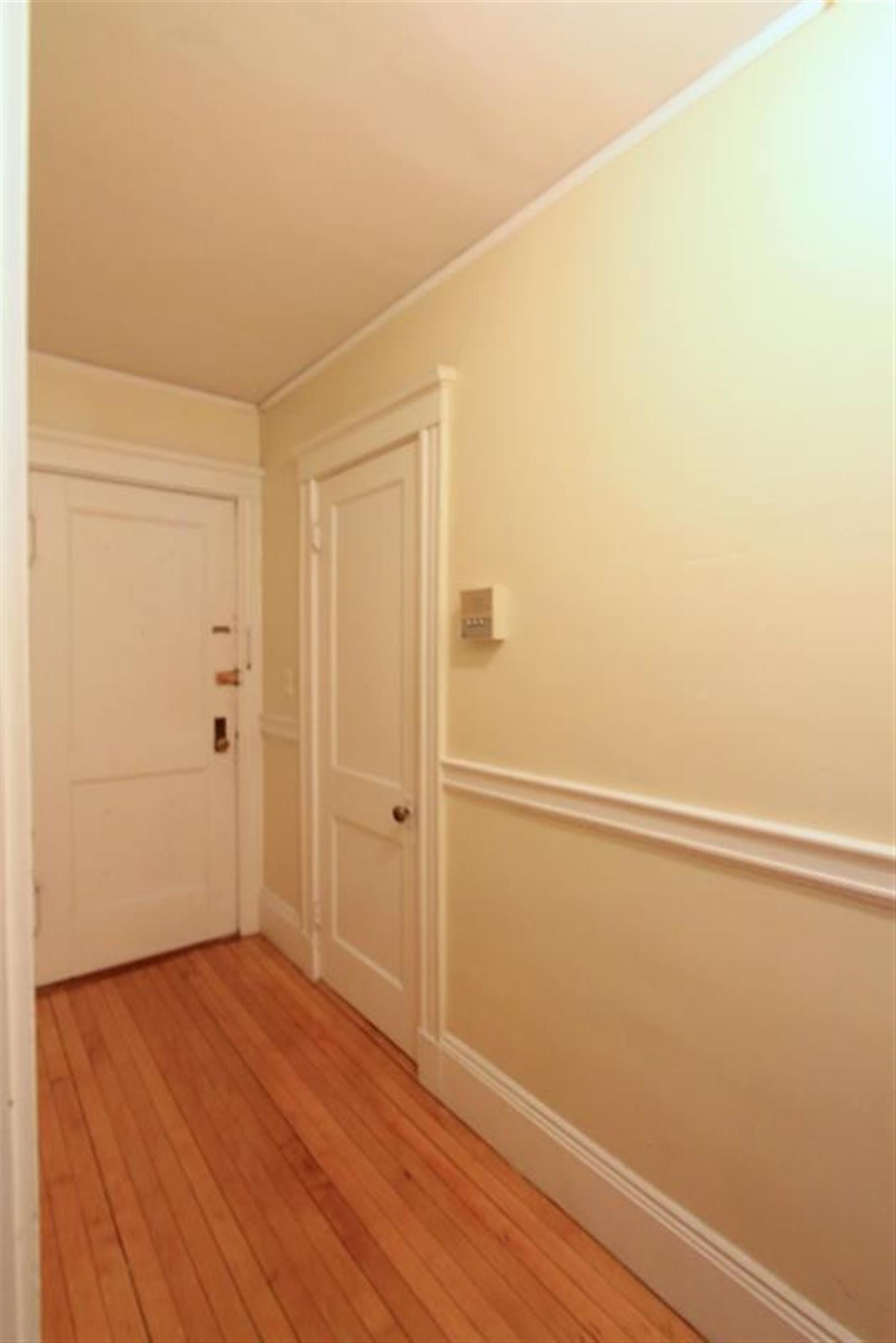 8 Craigie Cir, Harvard Square