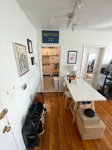 922 Beacon St, Fenway