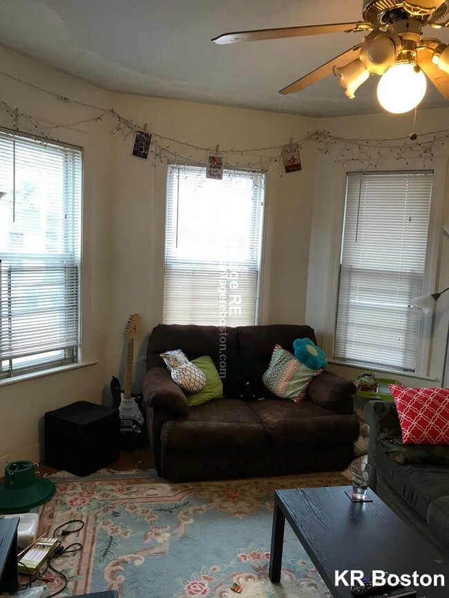 530 Cambridge St, Allston