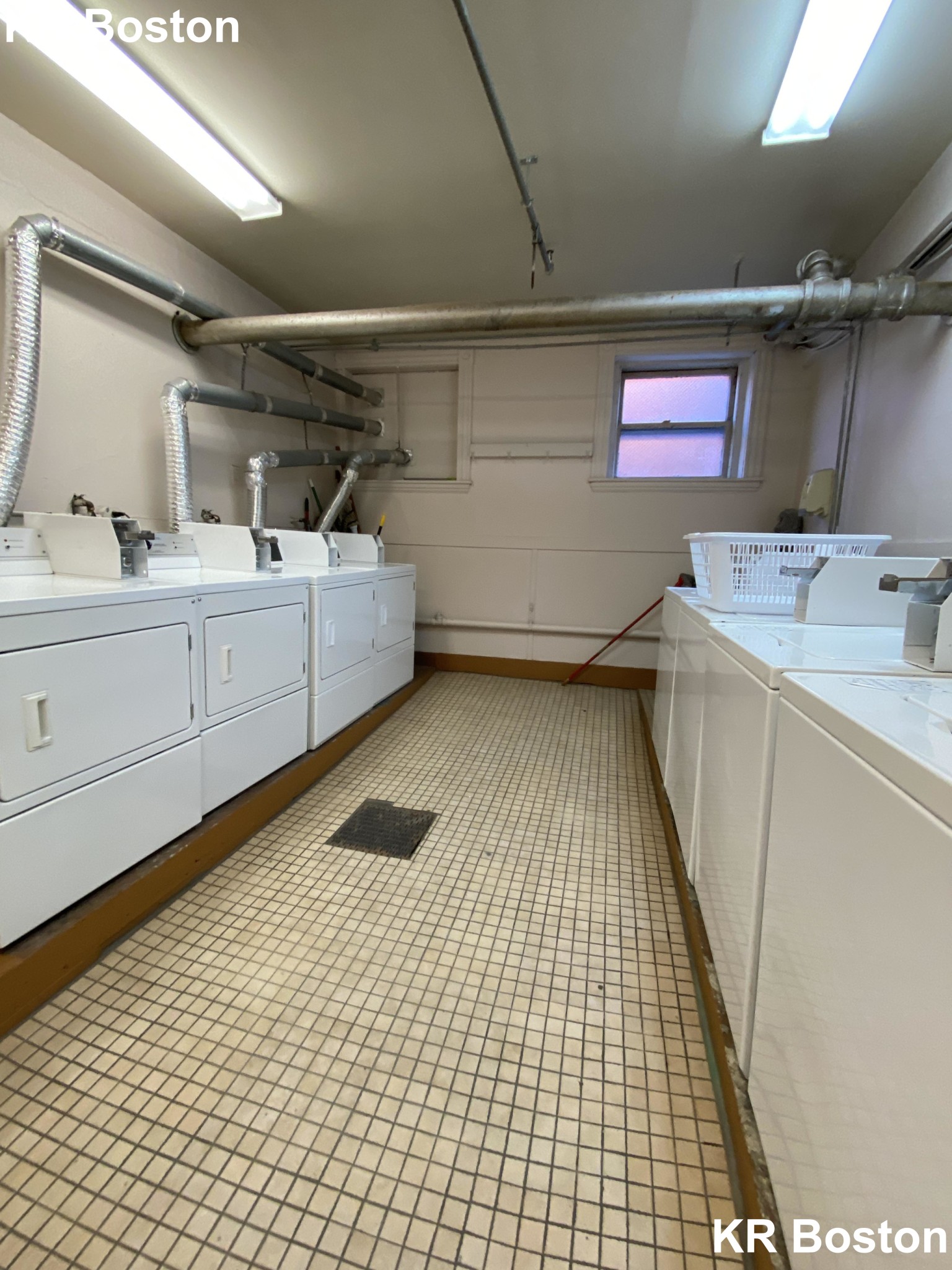 14 Palace Rd, Fenway