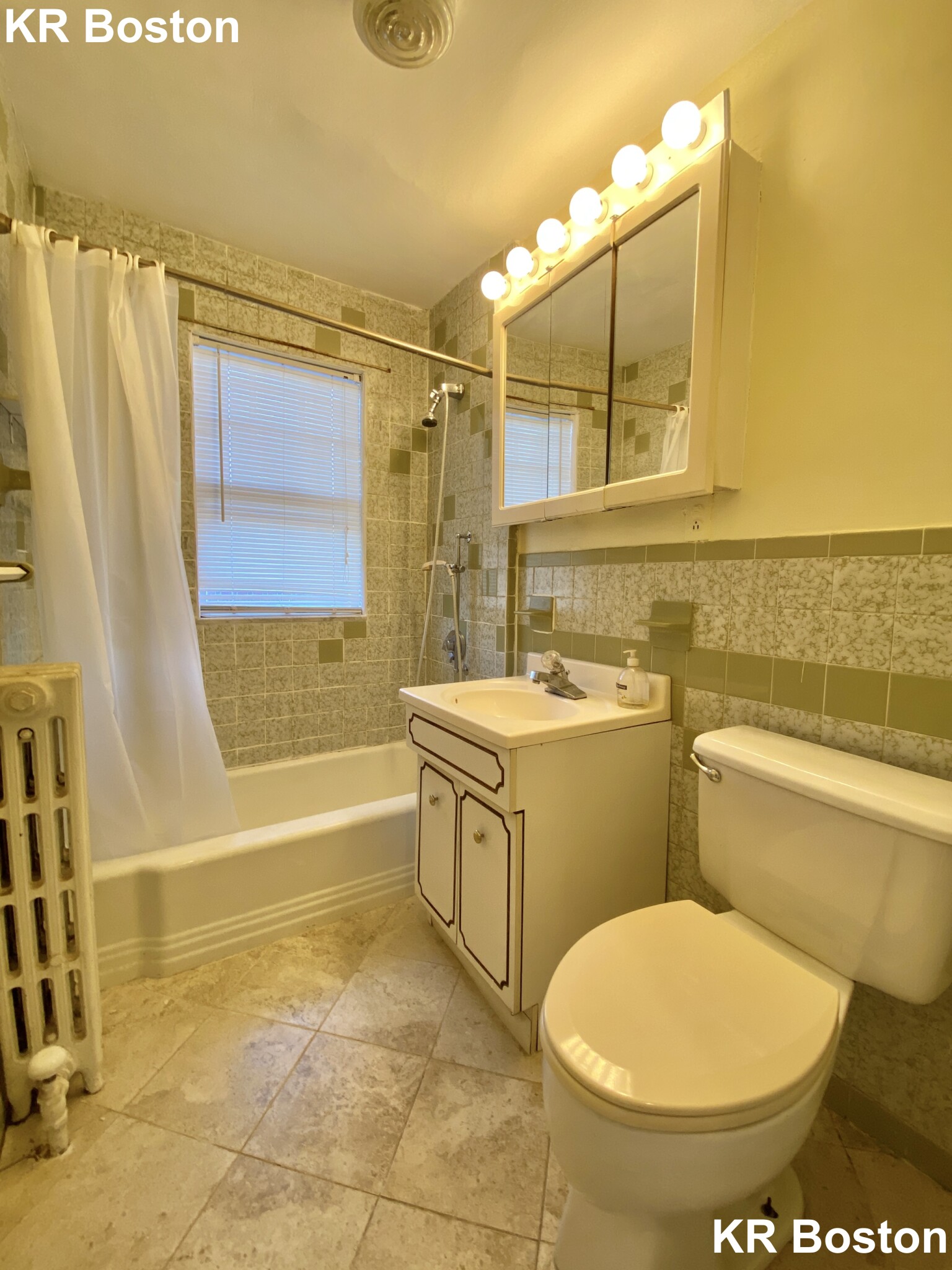 81 Beechcroft St, Brighton