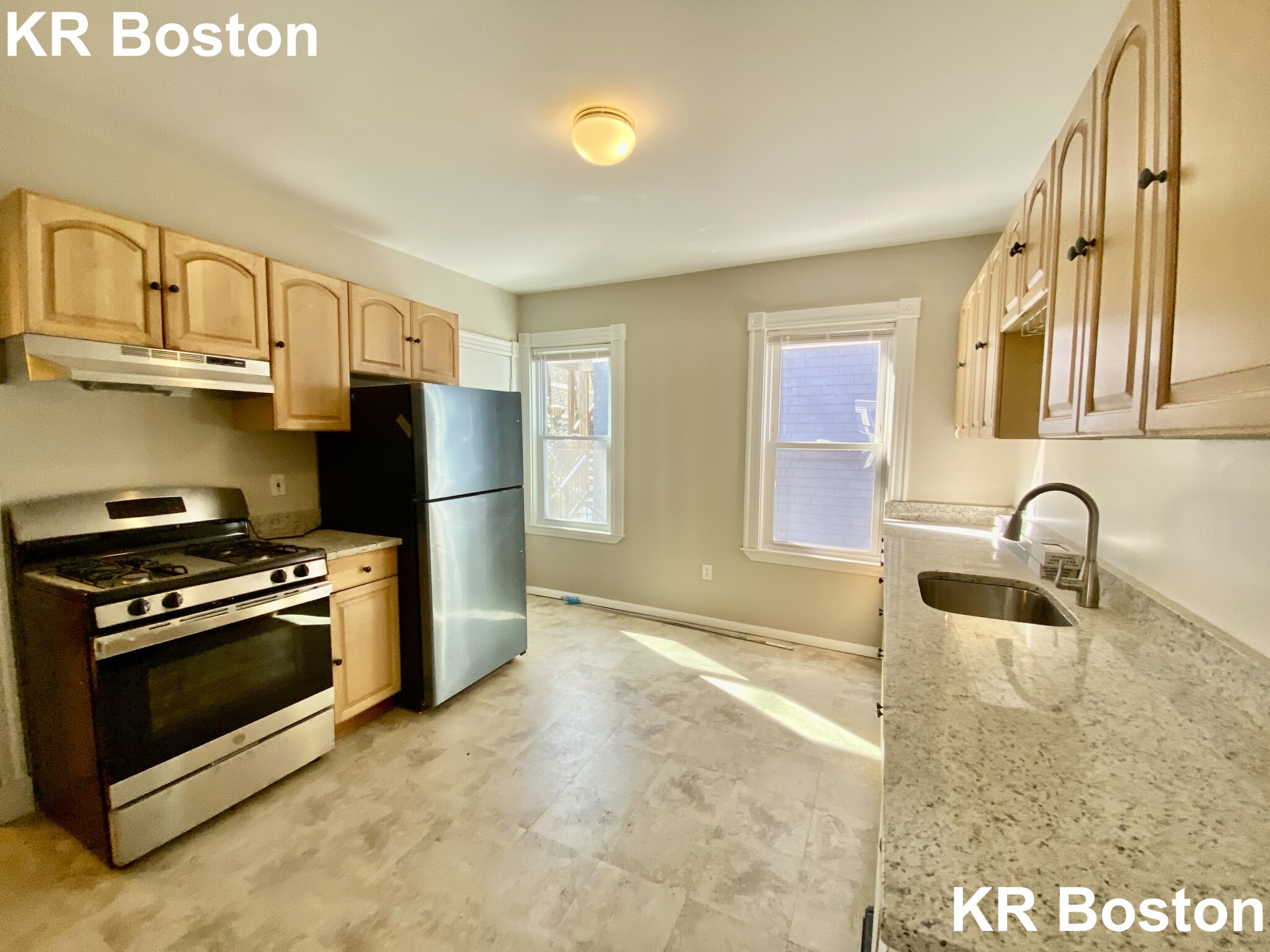 26 Cambridge Terrance, Porter Square